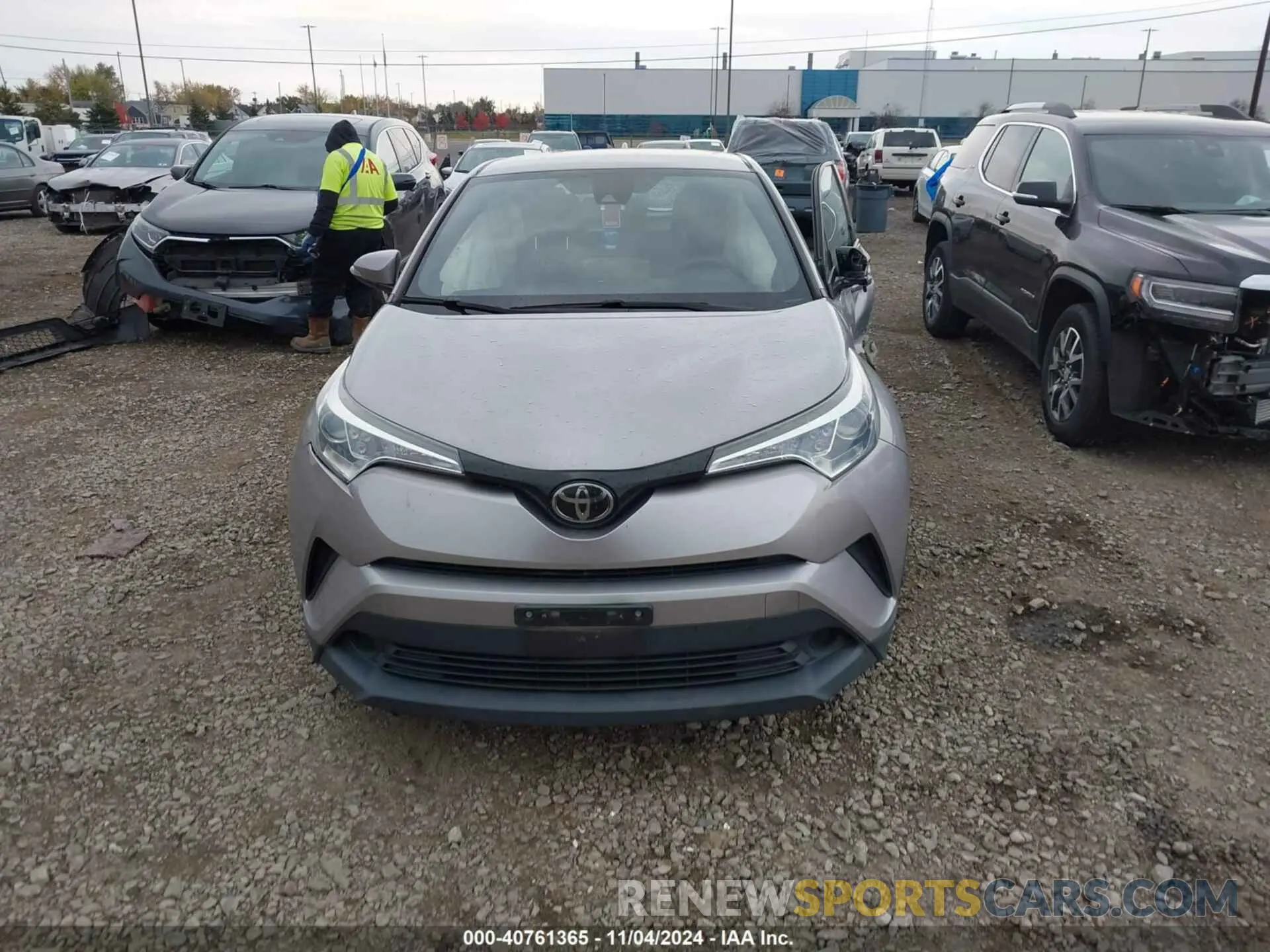12 Photograph of a damaged car NMTKHMBX5KR095267 TOYOTA C-HR 2019