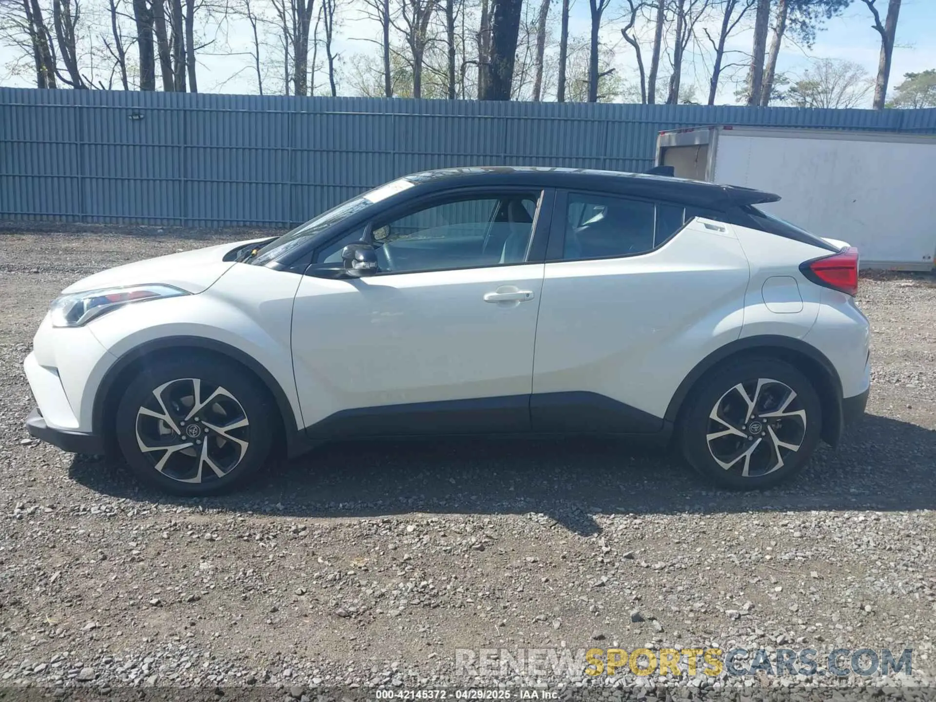 14 Photograph of a damaged car NMTKHMBX5KR097682 TOYOTA C-HR 2019