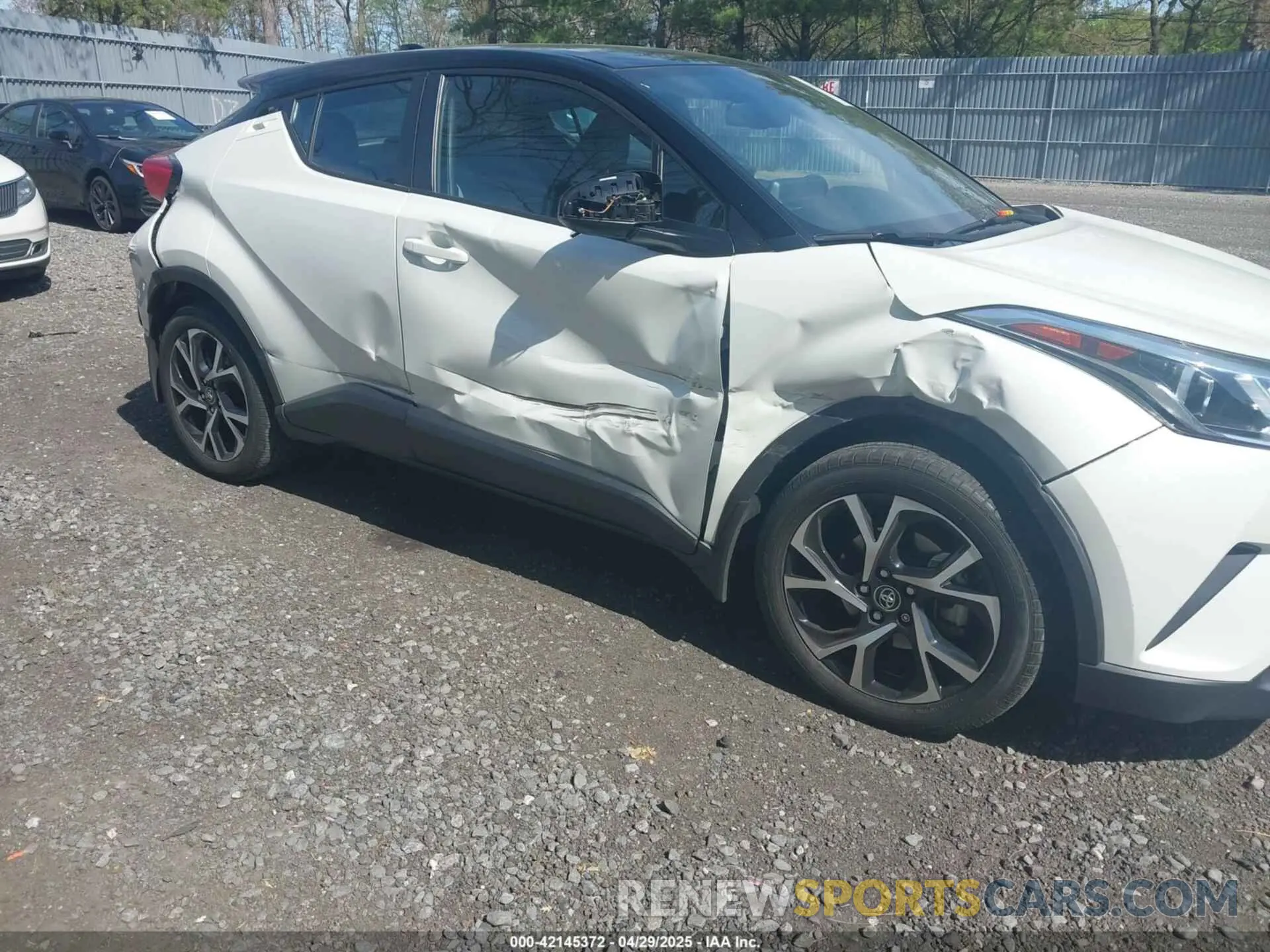 6 Photograph of a damaged car NMTKHMBX5KR097682 TOYOTA C-HR 2019