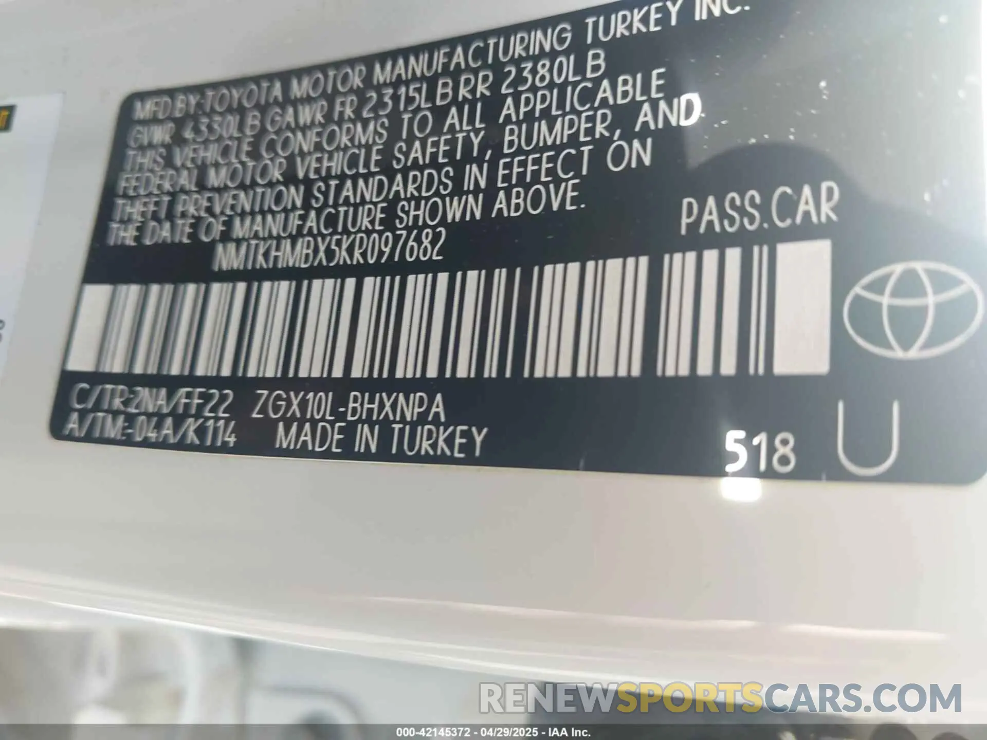 9 Photograph of a damaged car NMTKHMBX5KR097682 TOYOTA C-HR 2019