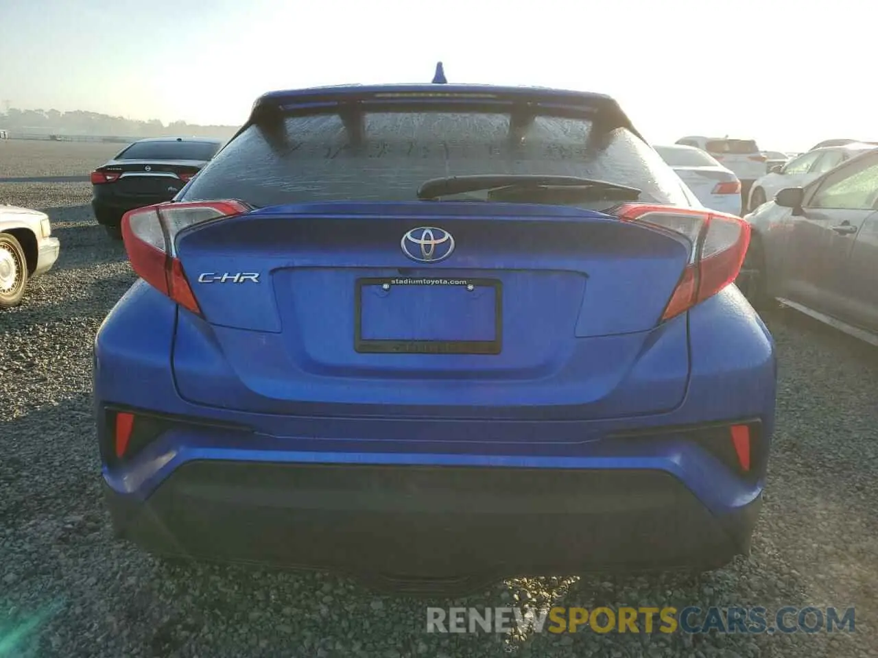 6 Photograph of a damaged car NMTKHMBX7KR076462 TOYOTA C-HR 2019