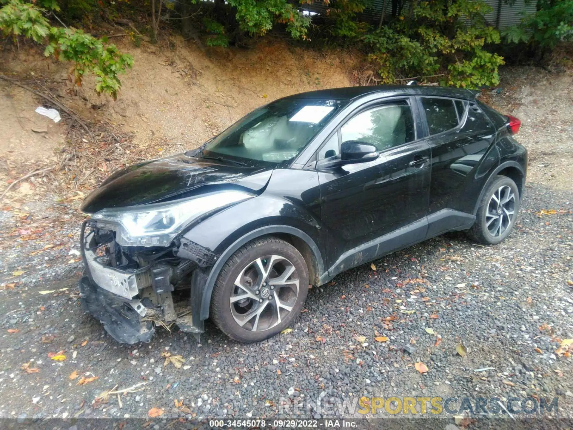 2 Фотография поврежденного автомобиля NMTKHMBX7KR077207 TOYOTA C-HR 2019