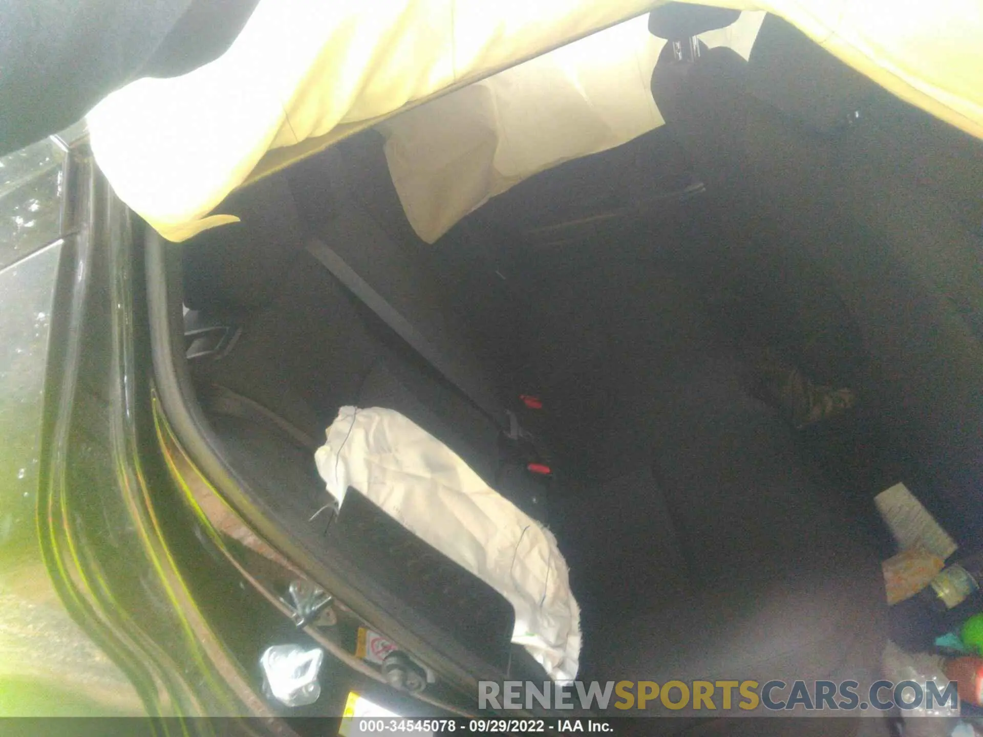 8 Фотография поврежденного автомобиля NMTKHMBX7KR077207 TOYOTA C-HR 2019