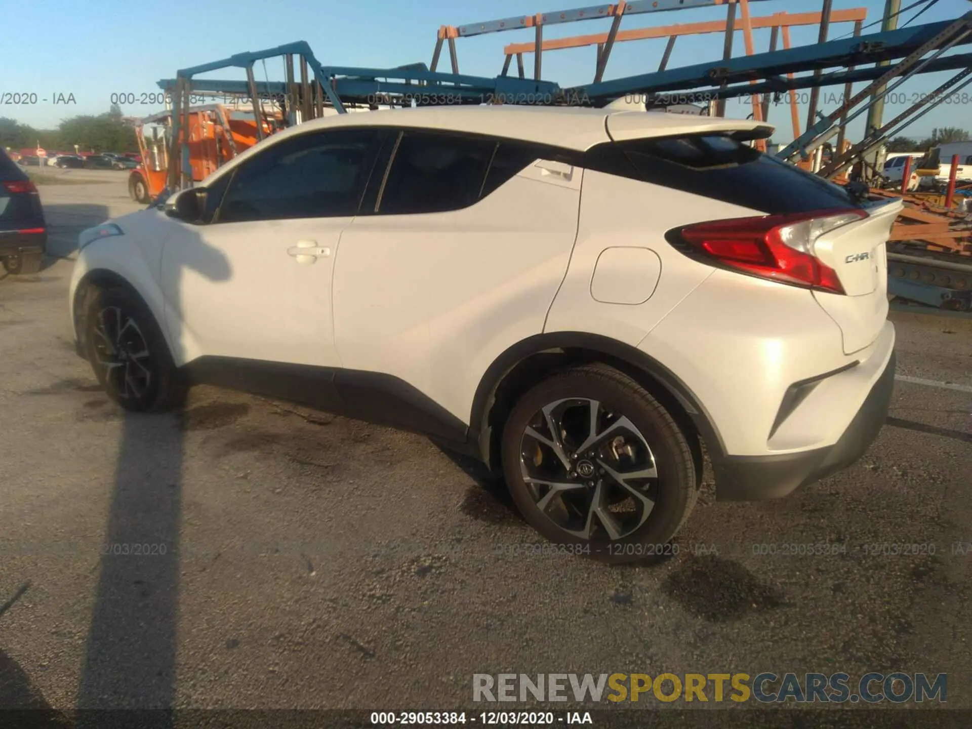 3 Фотография поврежденного автомобиля NMTKHMBX7KR083850 TOYOTA C-HR 2019