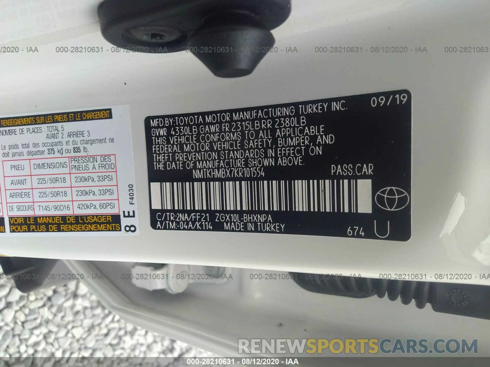 9 Photograph of a damaged car NMTKHMBX7KR101554 TOYOTA C-HR 2019