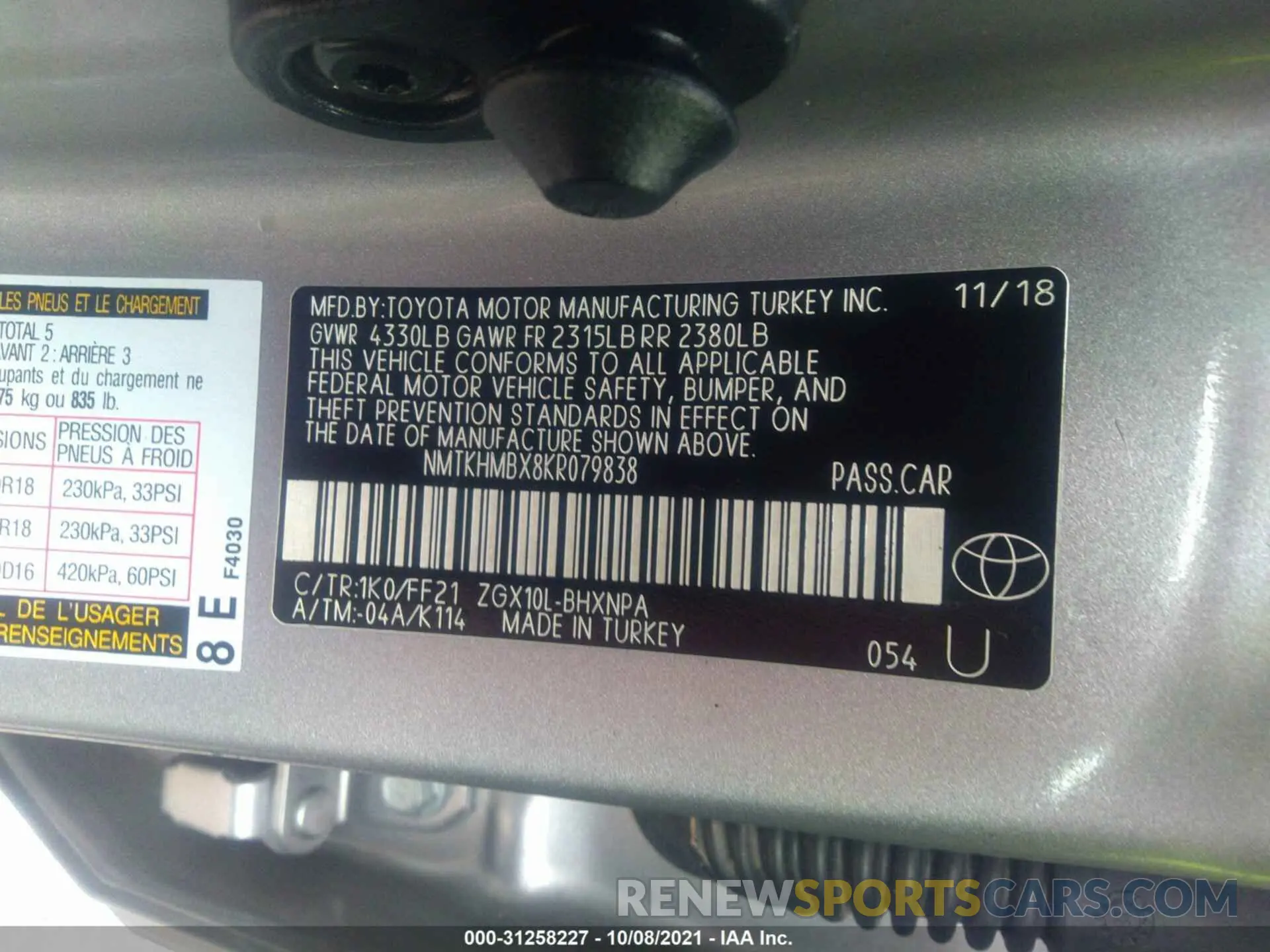 9 Photograph of a damaged car NMTKHMBX8KR079838 TOYOTA C-HR 2019