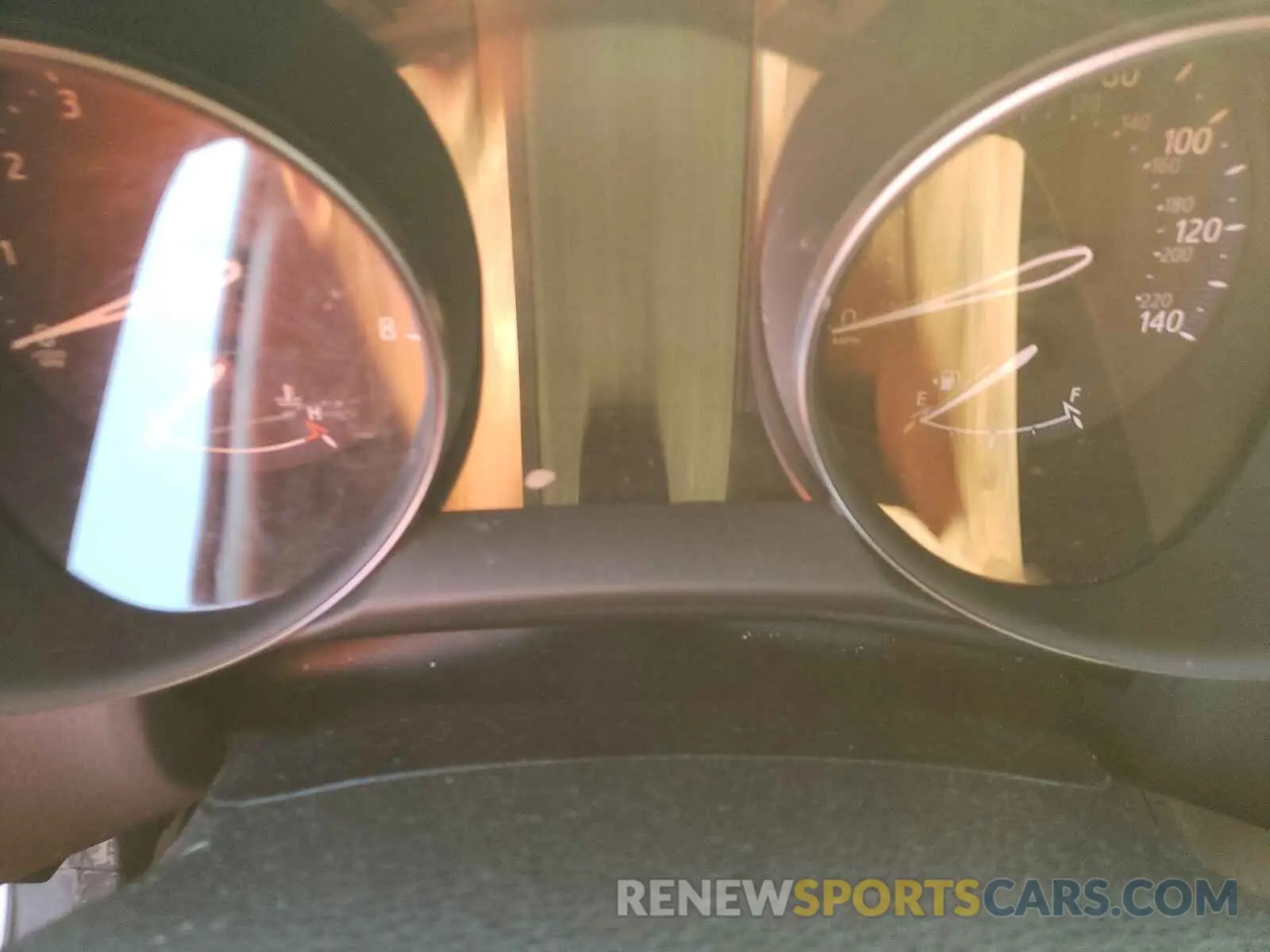 8 Photograph of a damaged car NMTKHMBX8KR092119 TOYOTA C-HR 2019