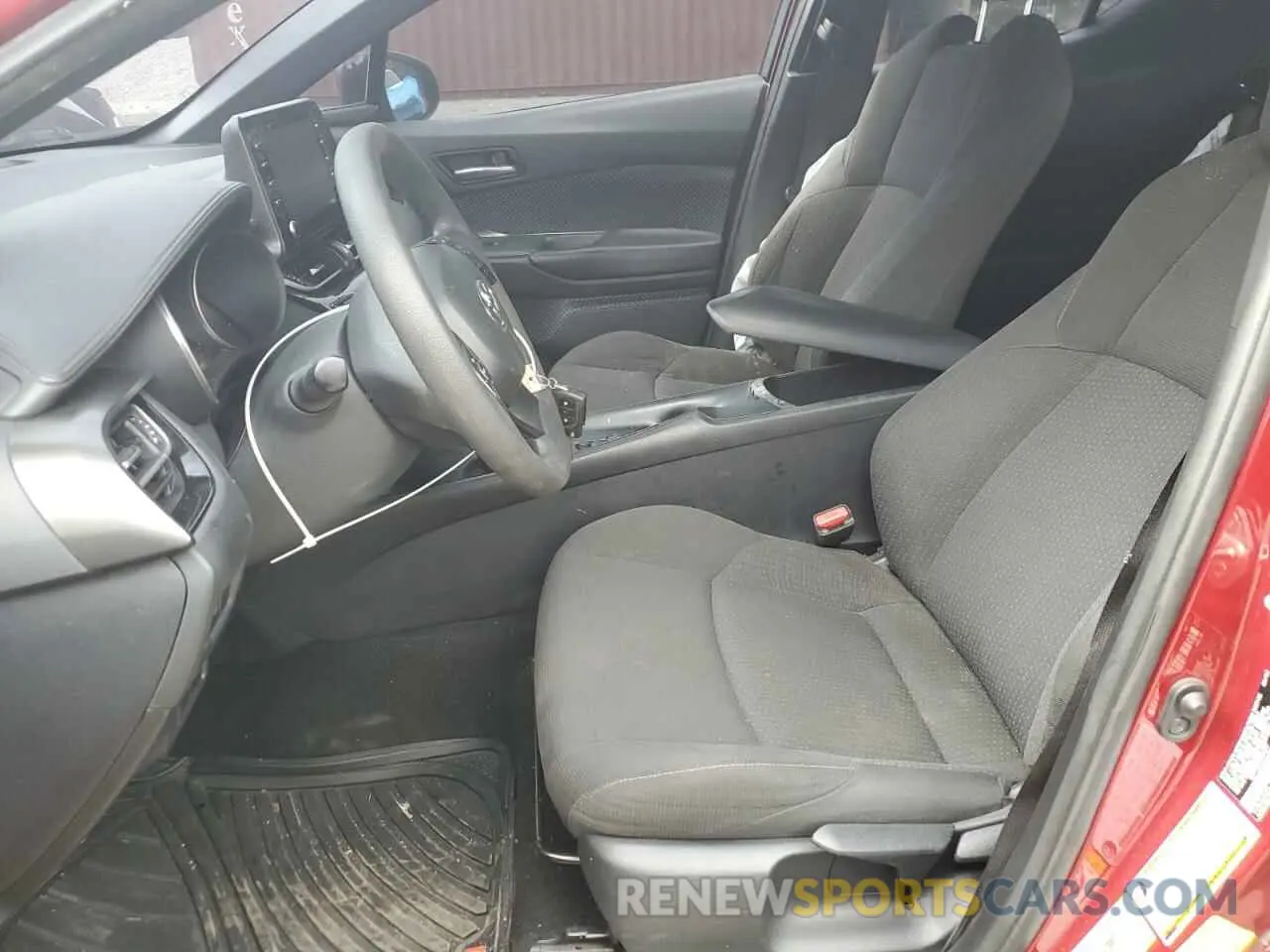 7 Photograph of a damaged car NMTKHMBX8KR092279 TOYOTA C-HR 2019