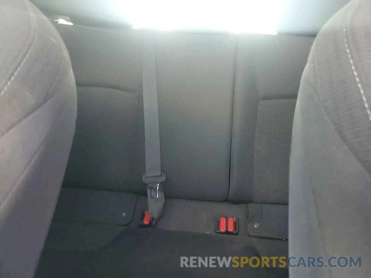 10 Photograph of a damaged car NMTKHMBX8KR097773 TOYOTA C-HR 2019