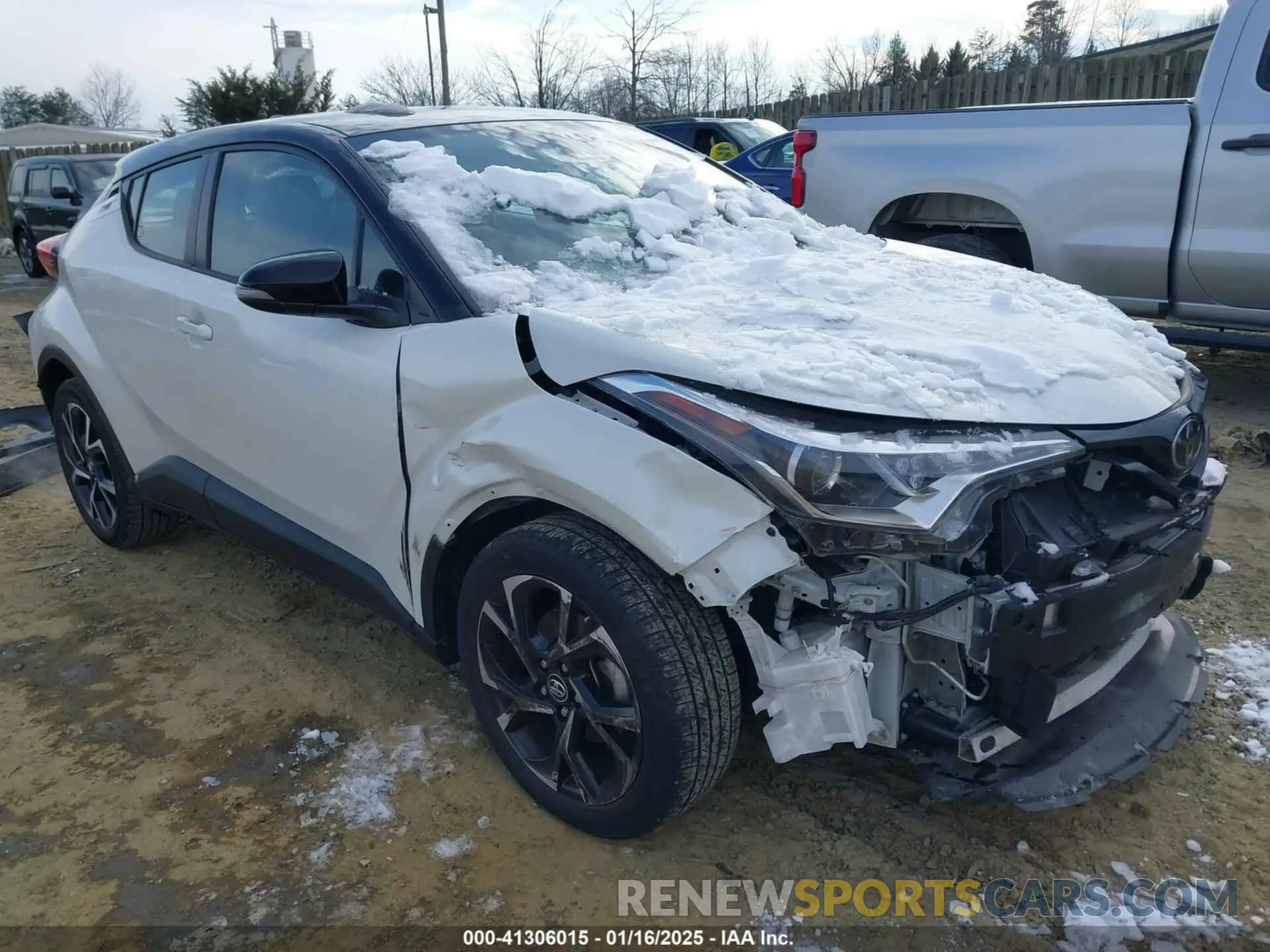 1 Фотография поврежденного автомобиля NMTKHMBX9KR075751 TOYOTA C-HR 2019