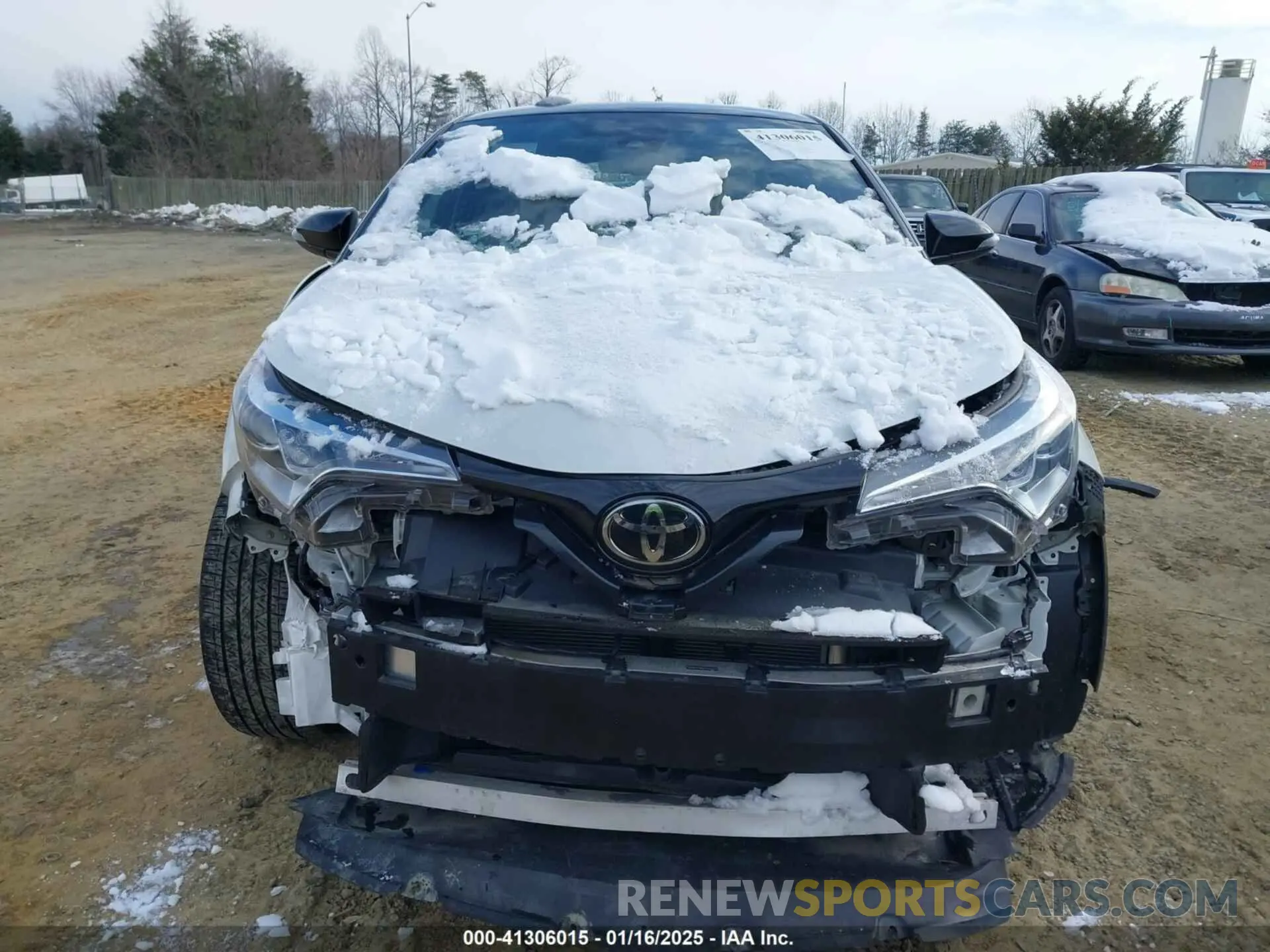13 Фотография поврежденного автомобиля NMTKHMBX9KR075751 TOYOTA C-HR 2019