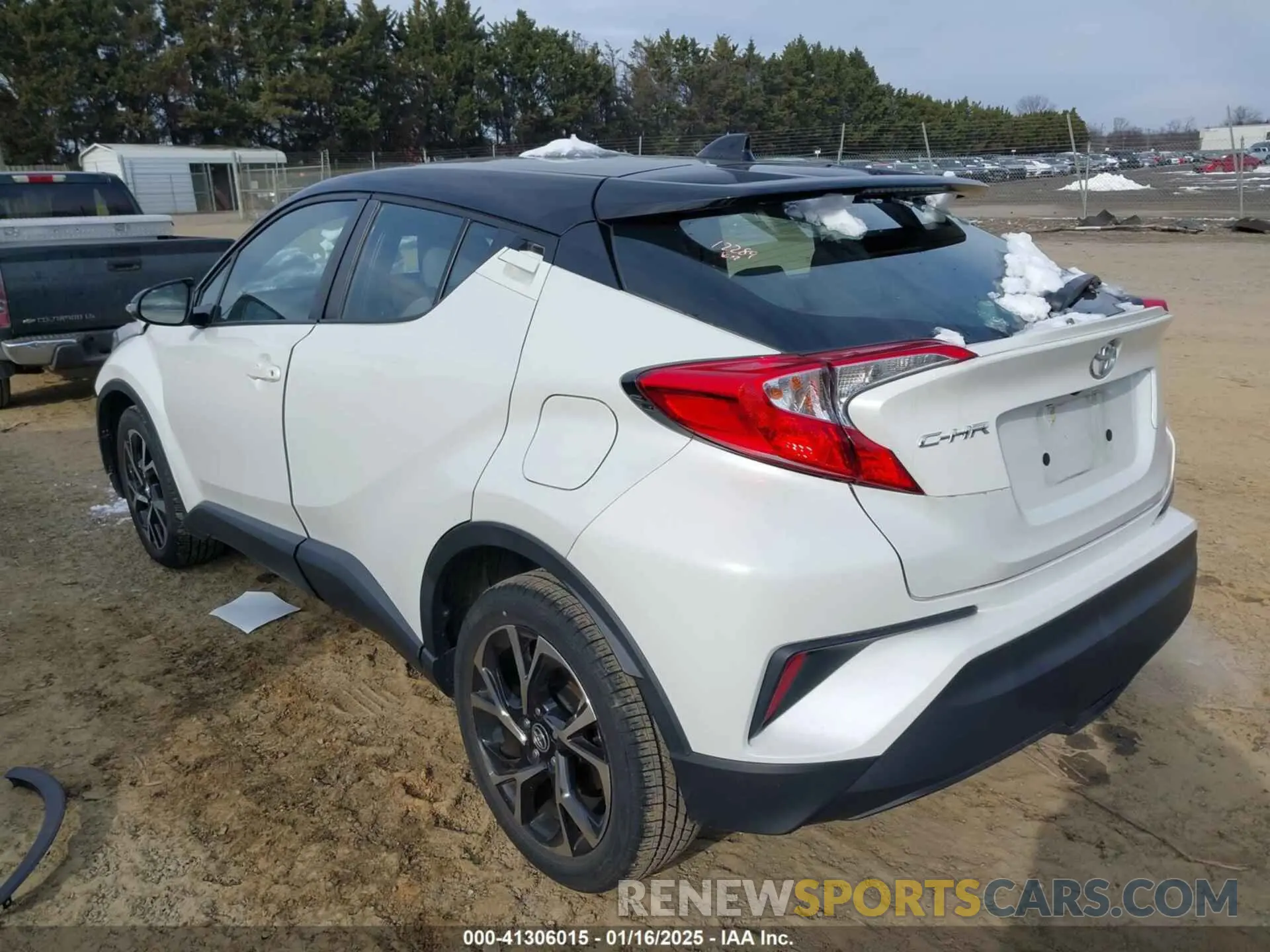 3 Фотография поврежденного автомобиля NMTKHMBX9KR075751 TOYOTA C-HR 2019