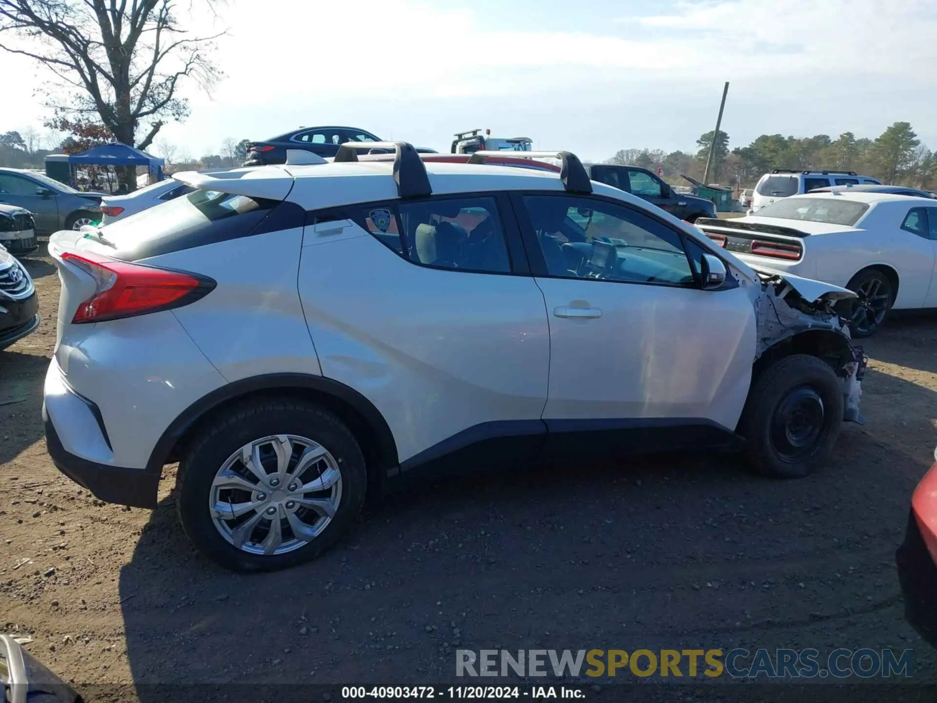 13 Фотография поврежденного автомобиля NMTKHMBXXKR083471 TOYOTA C-HR 2019