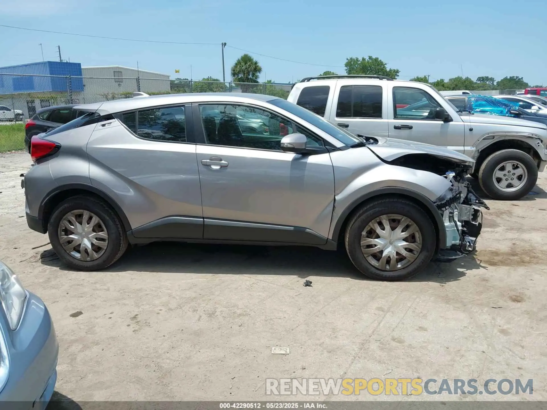 14 Photograph of a damaged car NMTKHMBXXKR095524 TOYOTA C-HR 2019