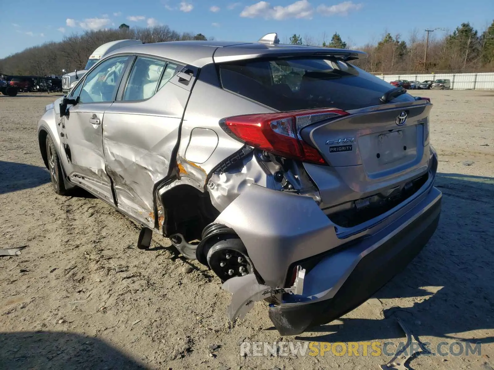 3 Фотография поврежденного автомобиля NMTKHMBXXKR097130 TOYOTA C-HR 2019