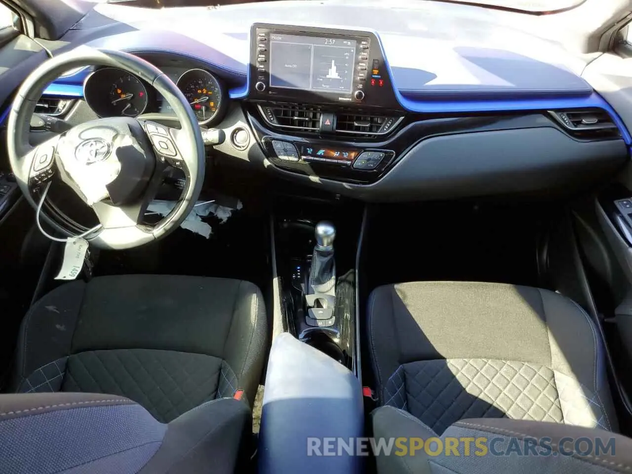 8 Фотография поврежденного автомобиля JTNKHMBX0L1084298 TOYOTA C-HR 2020