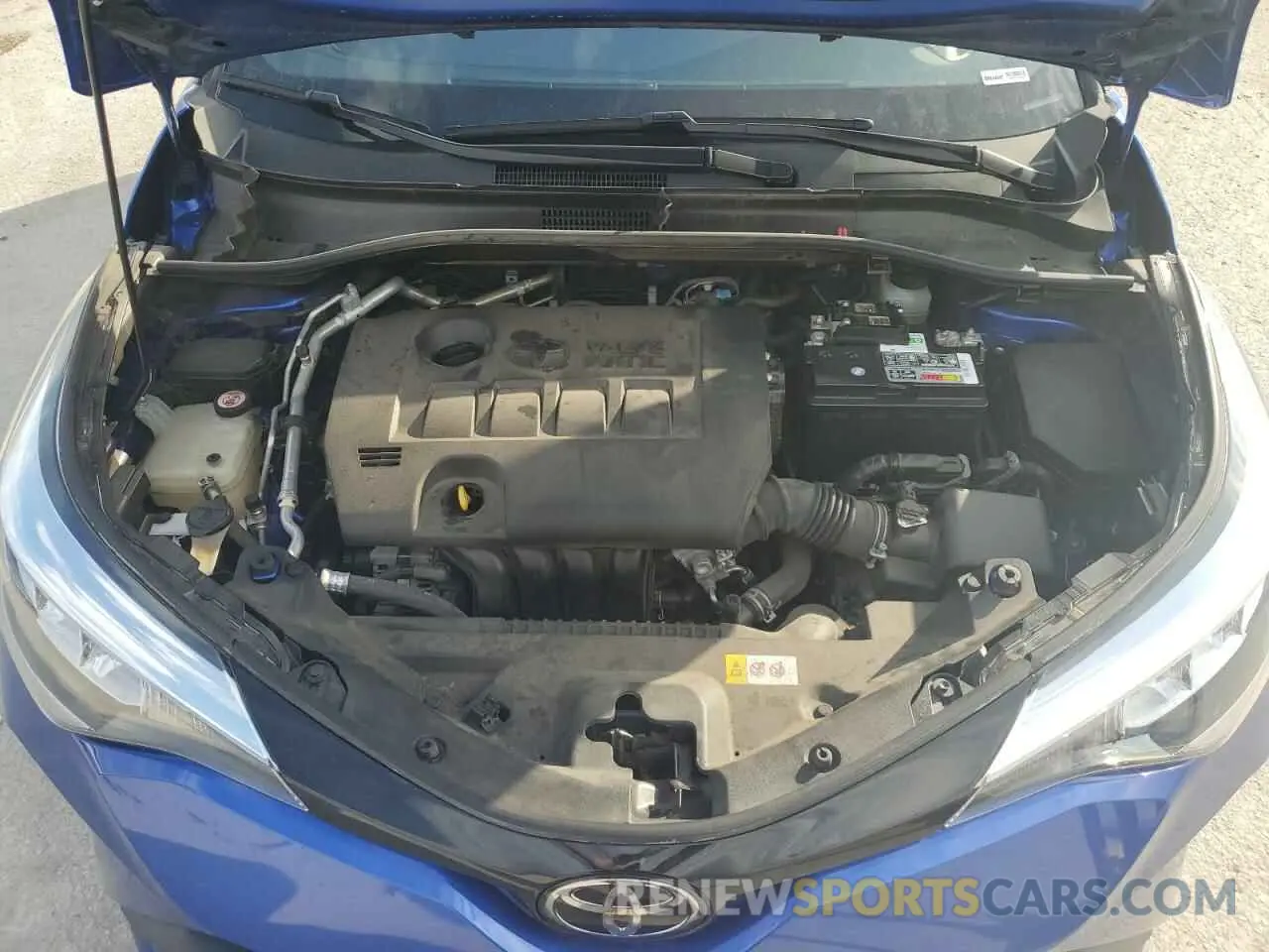 11 Photograph of a damaged car JTNKHMBX1L1090997 TOYOTA C-HR 2020