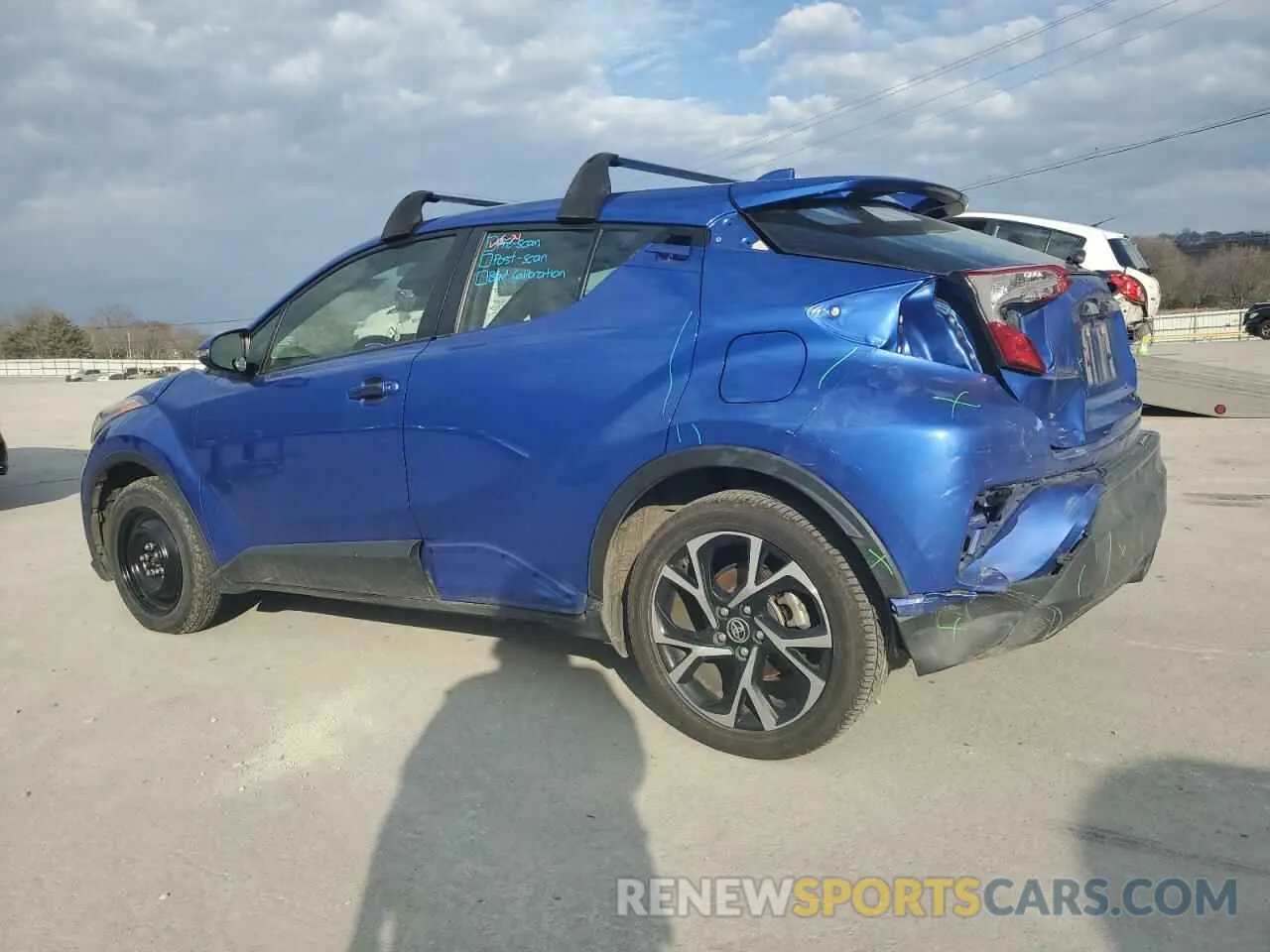 2 Photograph of a damaged car JTNKHMBX1L1090997 TOYOTA C-HR 2020