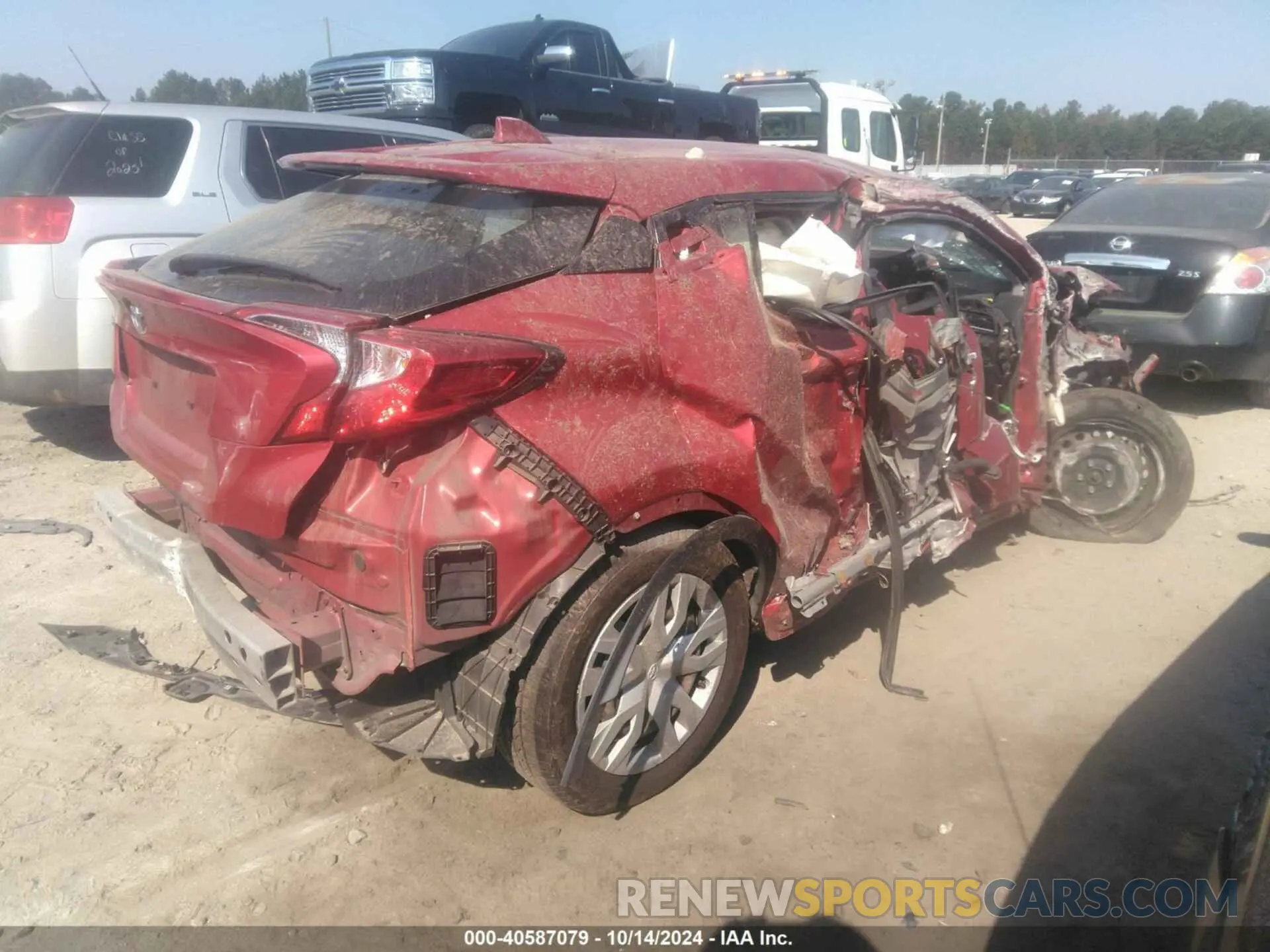 4 Photograph of a damaged car JTNKHMBX2L1076509 TOYOTA C-HR 2020