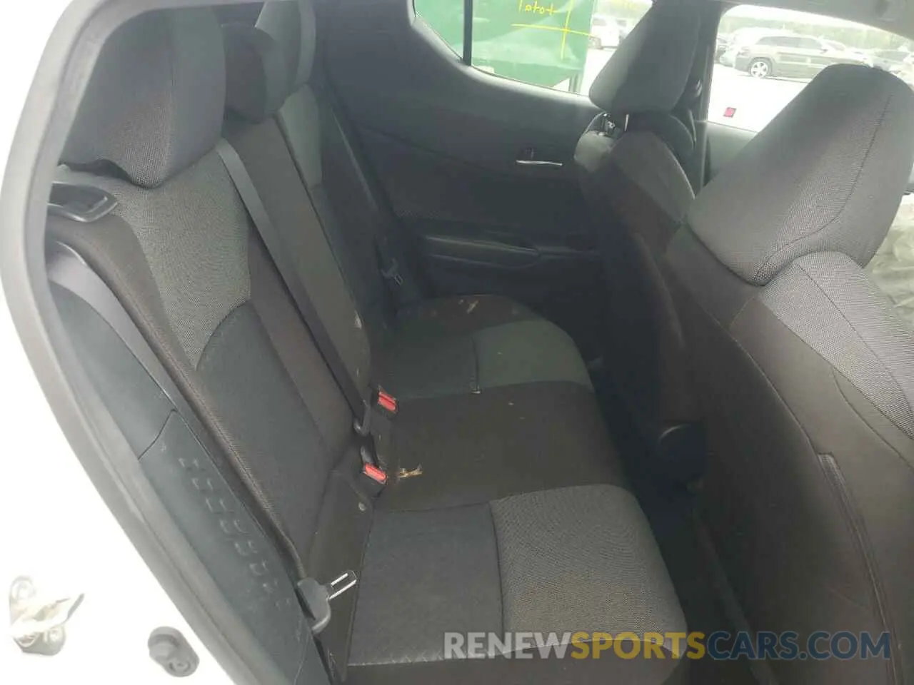 11 Photograph of a damaged car JTNKHMBX2L1076946 TOYOTA C-HR 2020
