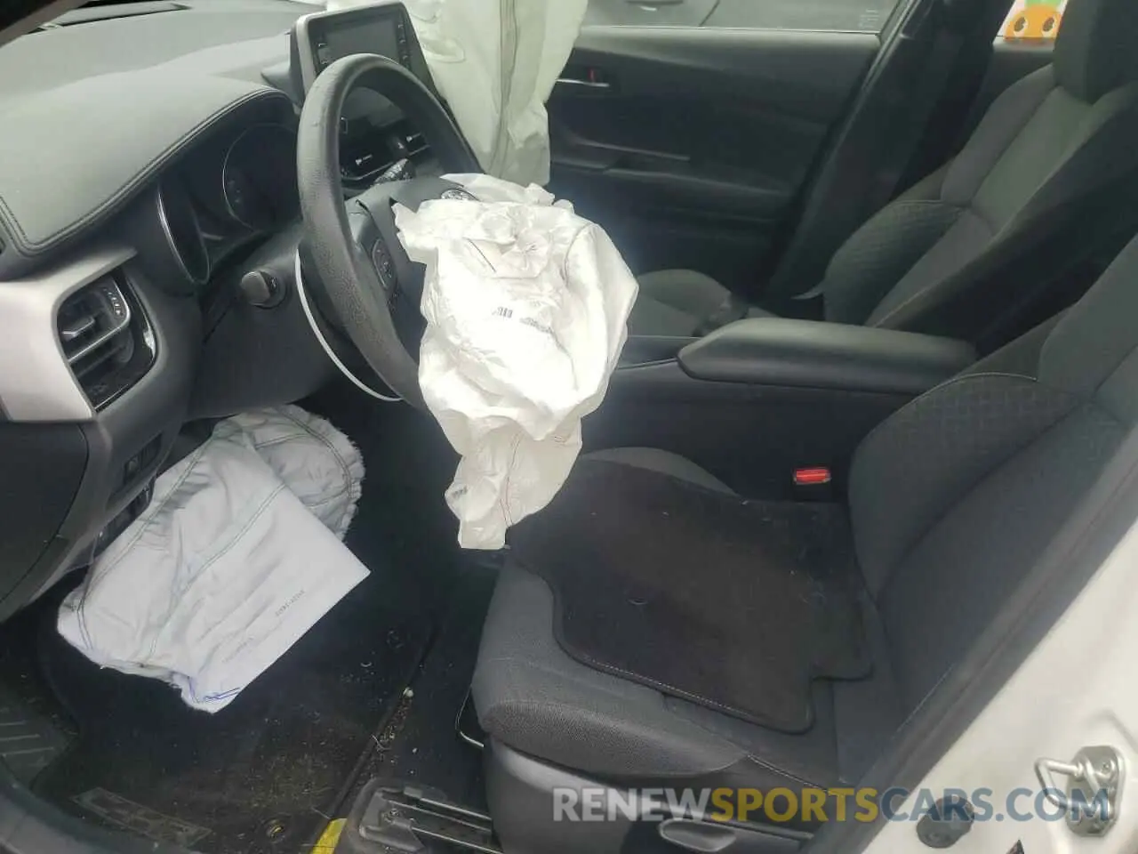 7 Photograph of a damaged car JTNKHMBX2L1076946 TOYOTA C-HR 2020