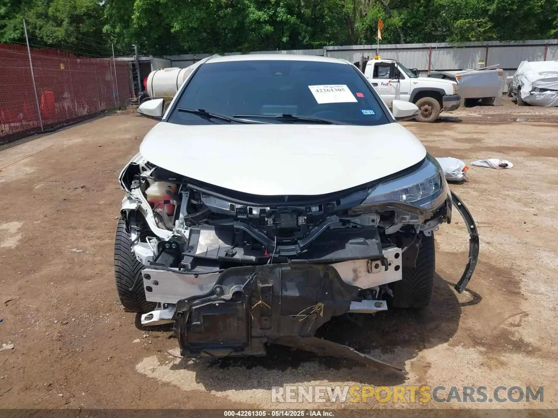 13 Фотография поврежденного автомобиля JTNKHMBX2L1083587 TOYOTA C-HR 2020
