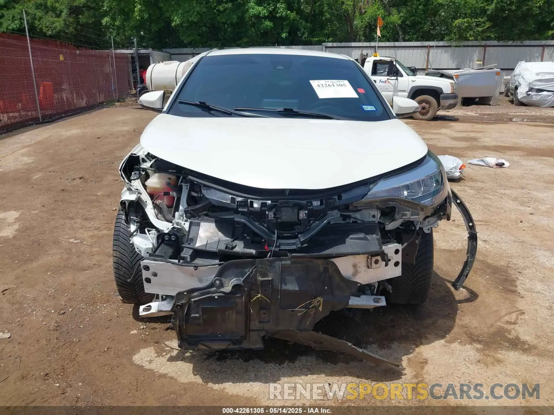 18 Фотография поврежденного автомобиля JTNKHMBX2L1083587 TOYOTA C-HR 2020
