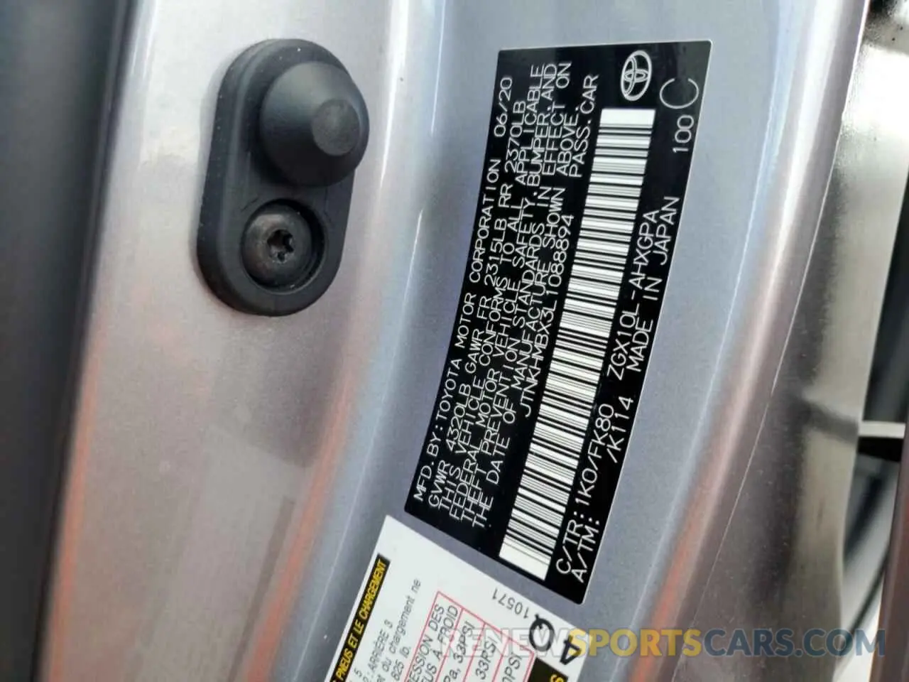 13 Photograph of a damaged car JTNKHMBX3L1088894 TOYOTA C-HR 2020