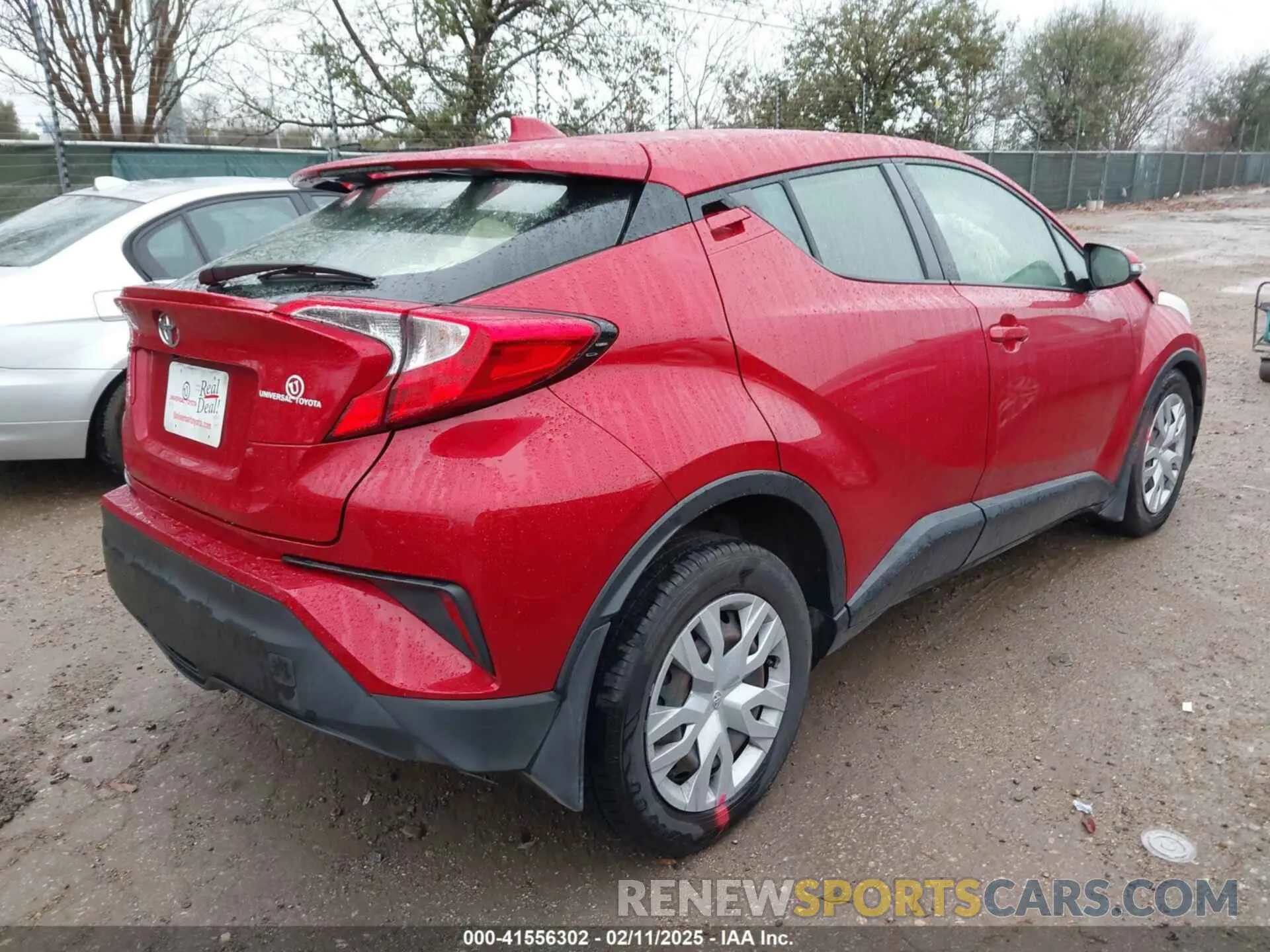 4 Photograph of a damaged car JTNKHMBX4L1067648 TOYOTA C-HR 2020