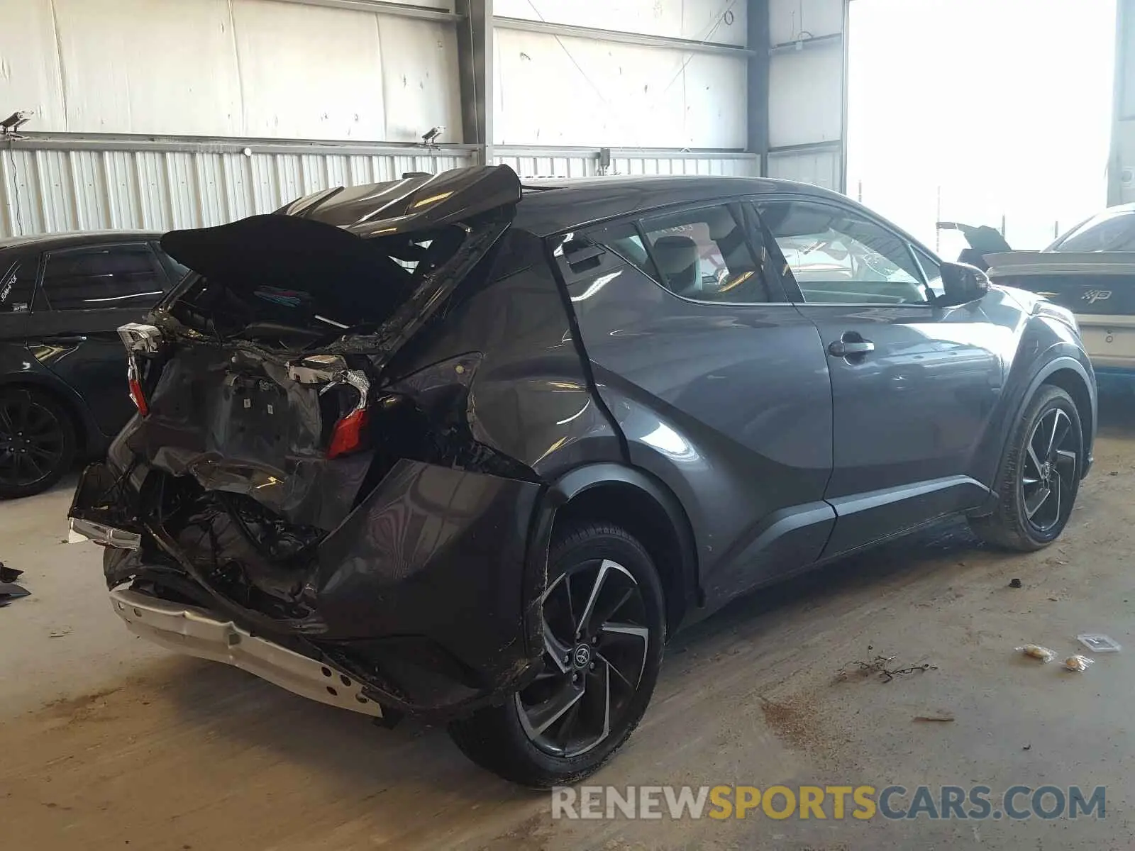 4 Фотография поврежденного автомобиля JTNKHMBX4L1068752 TOYOTA C-HR 2020
