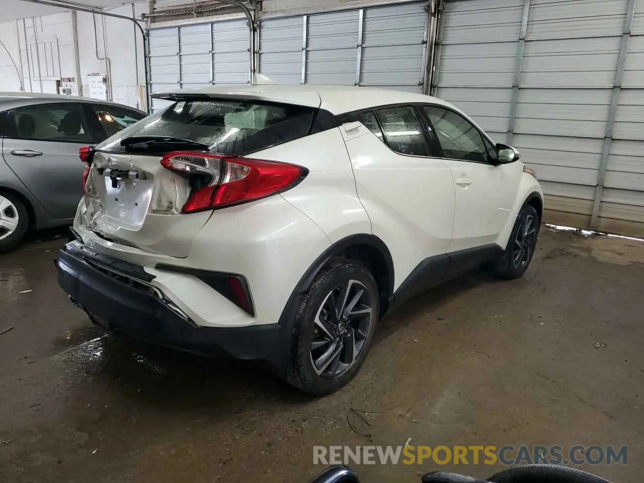 3 Photograph of a damaged car JTNKHMBX4L1083011 TOYOTA C-HR 2020