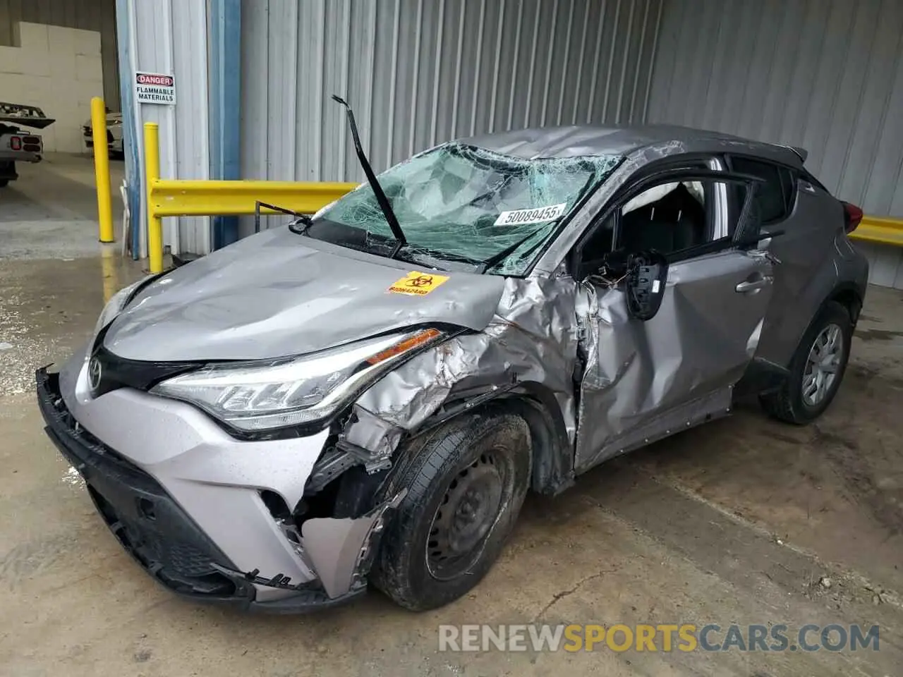 1 Photograph of a damaged car JTNKHMBX5L1080523 TOYOTA C-HR 2020