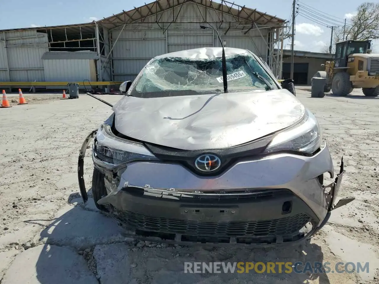 5 Photograph of a damaged car JTNKHMBX5L1080523 TOYOTA C-HR 2020