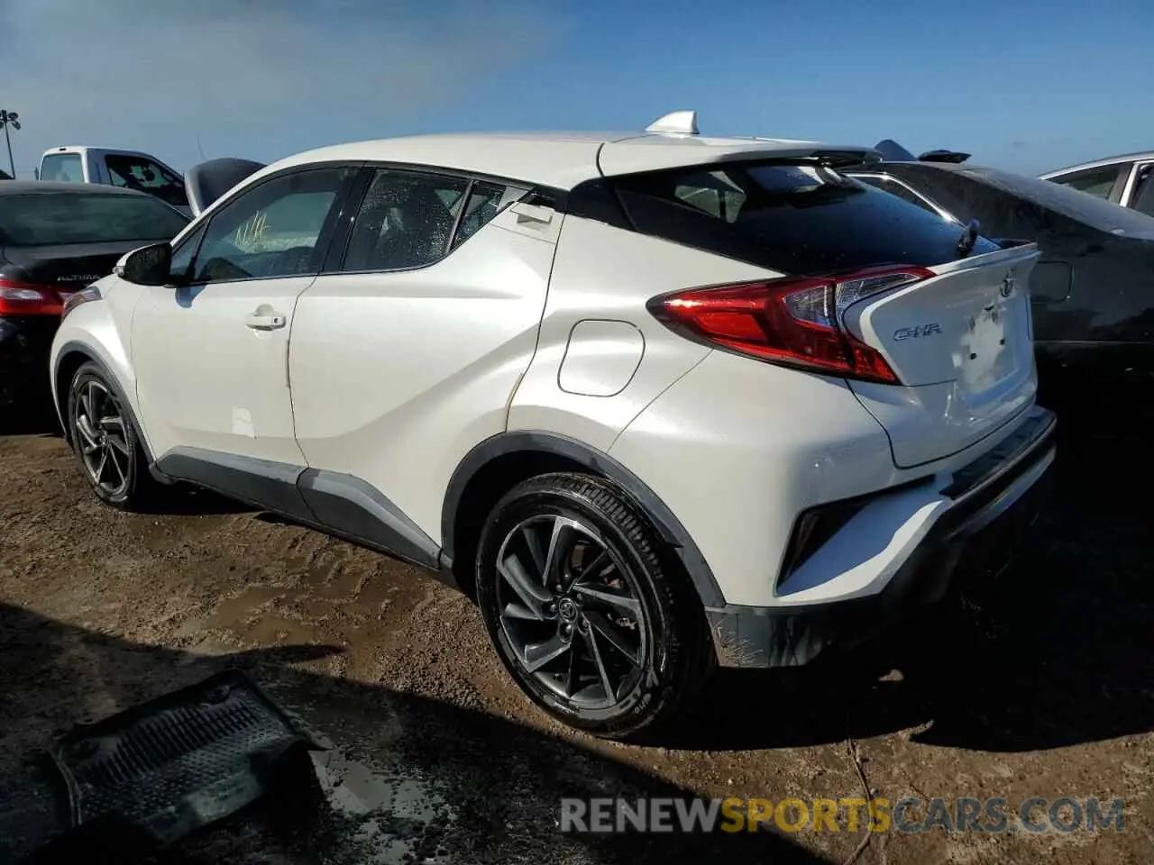 2 Photograph of a damaged car JTNKHMBX5L1084541 TOYOTA C-HR 2020