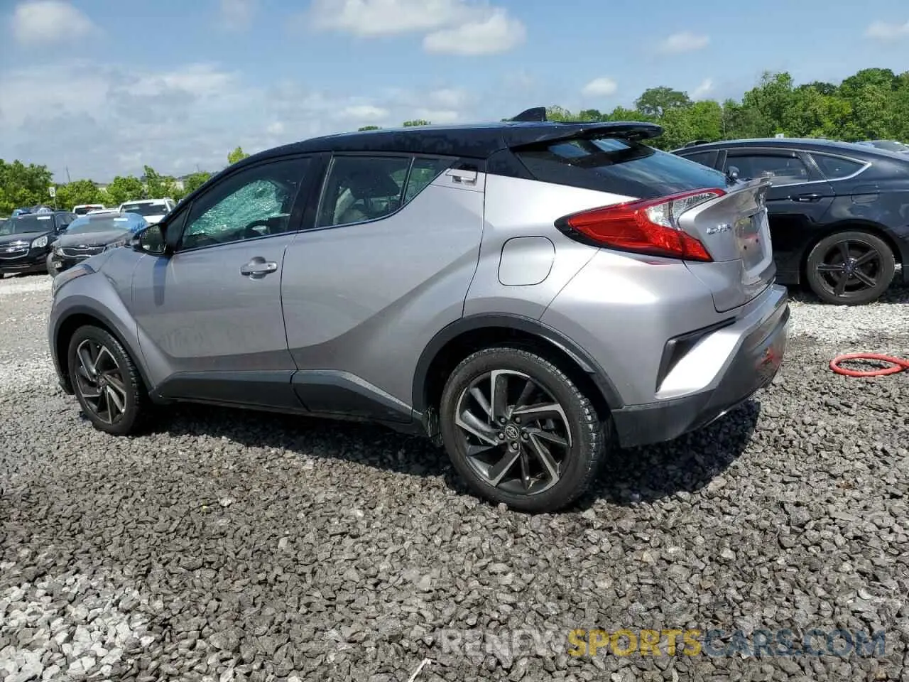 2 Photograph of a damaged car JTNKHMBX5L1090324 TOYOTA C-HR 2020