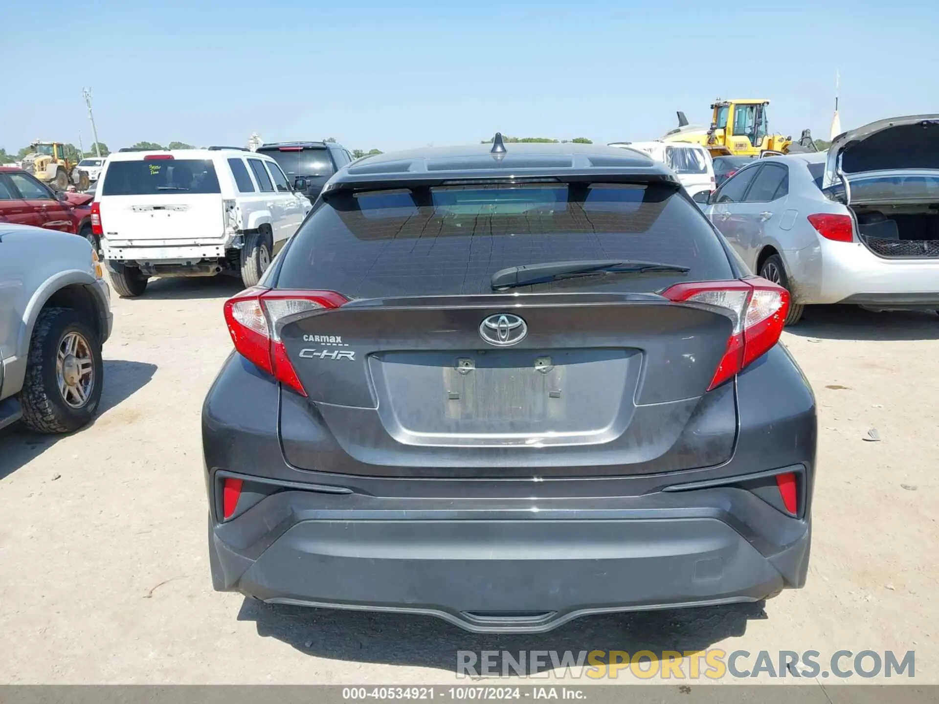 16 Photograph of a damaged car JTNKHMBX6L1070082 TOYOTA C-HR 2020