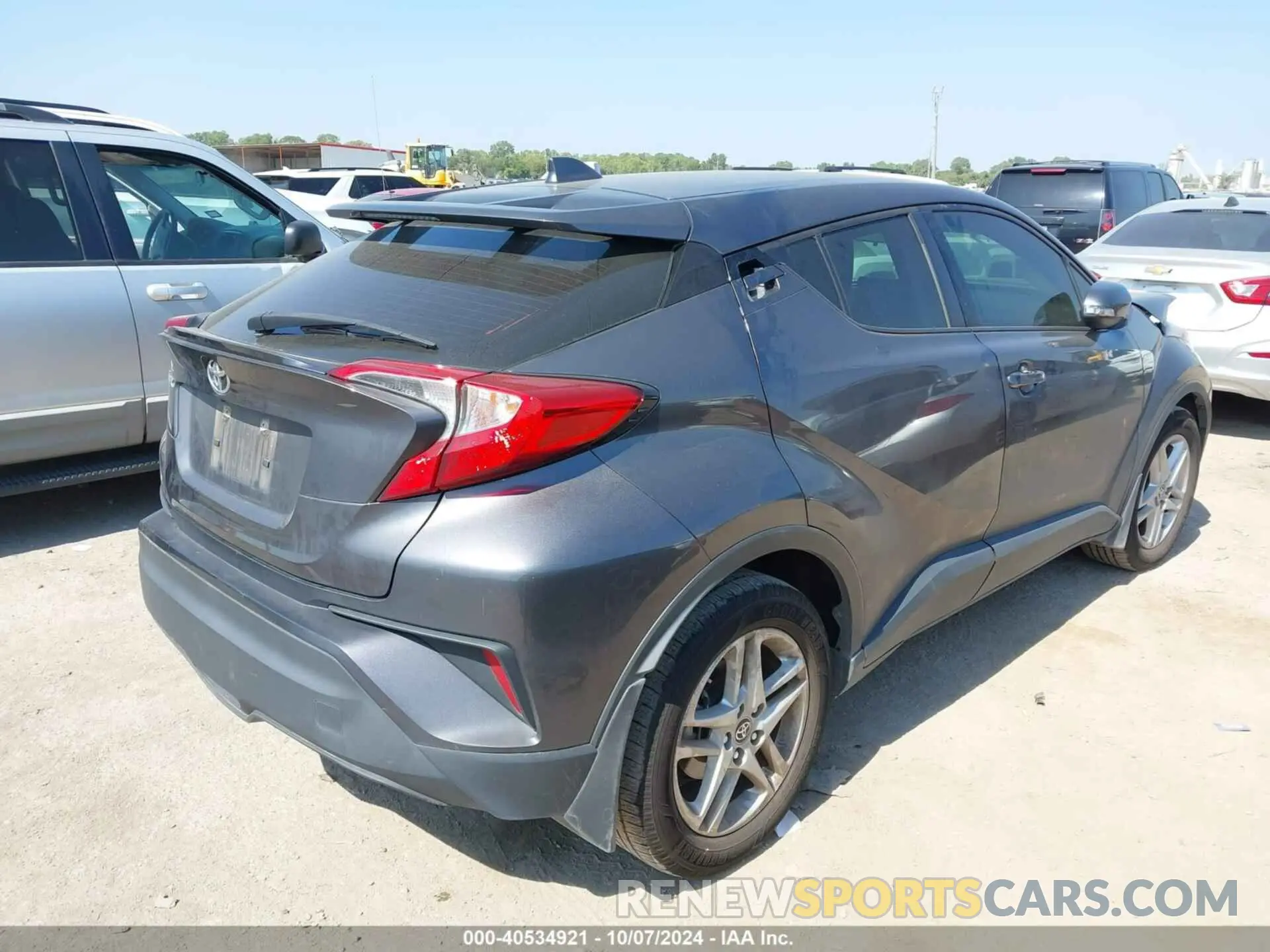 4 Photograph of a damaged car JTNKHMBX6L1070082 TOYOTA C-HR 2020