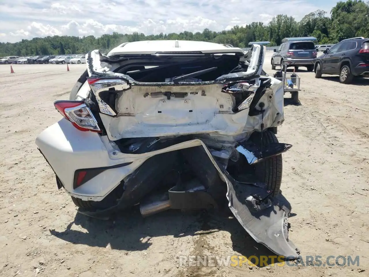6 Фотография поврежденного автомобиля JTNKHMBX6L1079008 TOYOTA C-HR 2020
