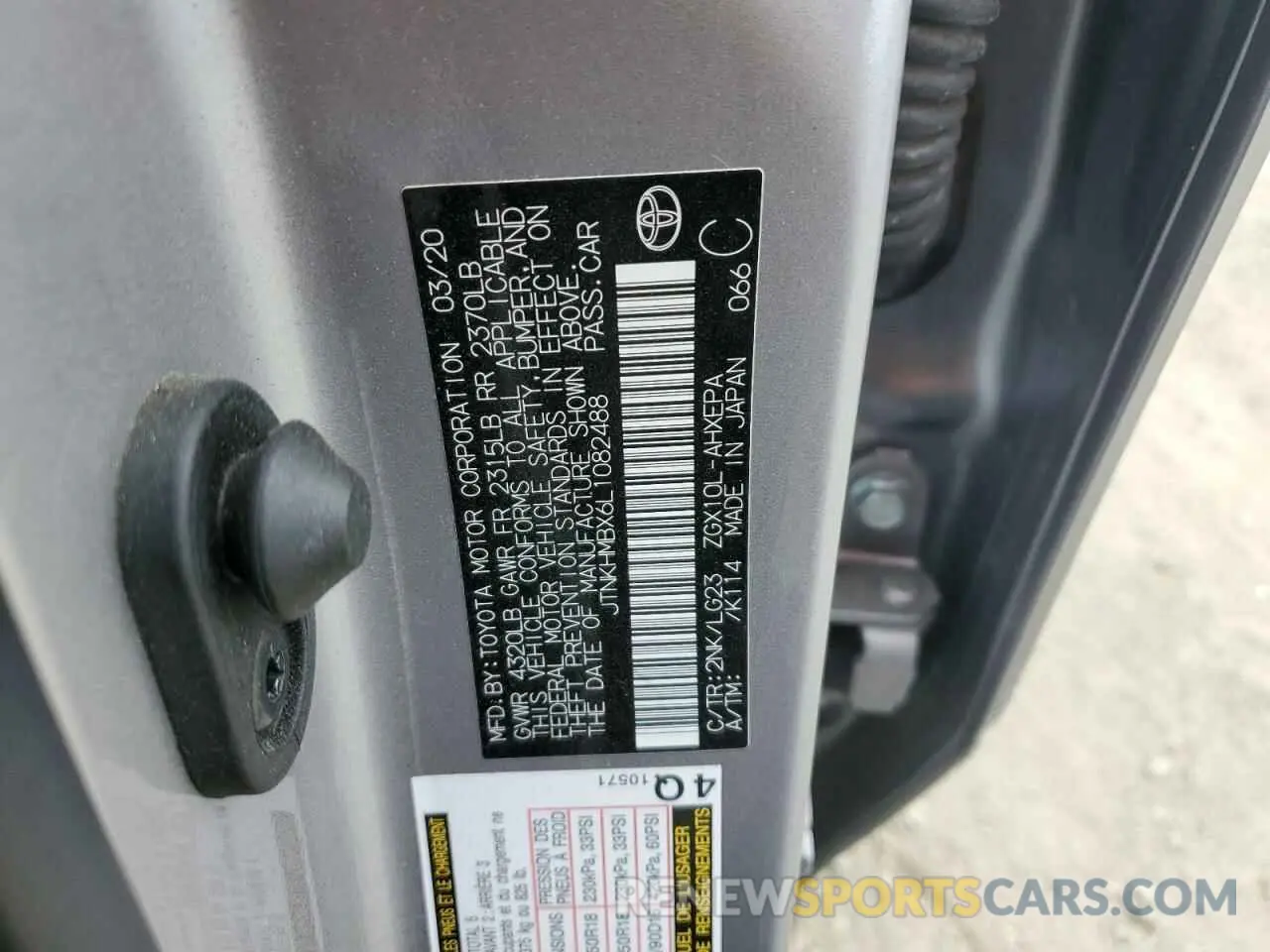 14 Photograph of a damaged car JTNKHMBX6L1082488 TOYOTA C-HR 2020