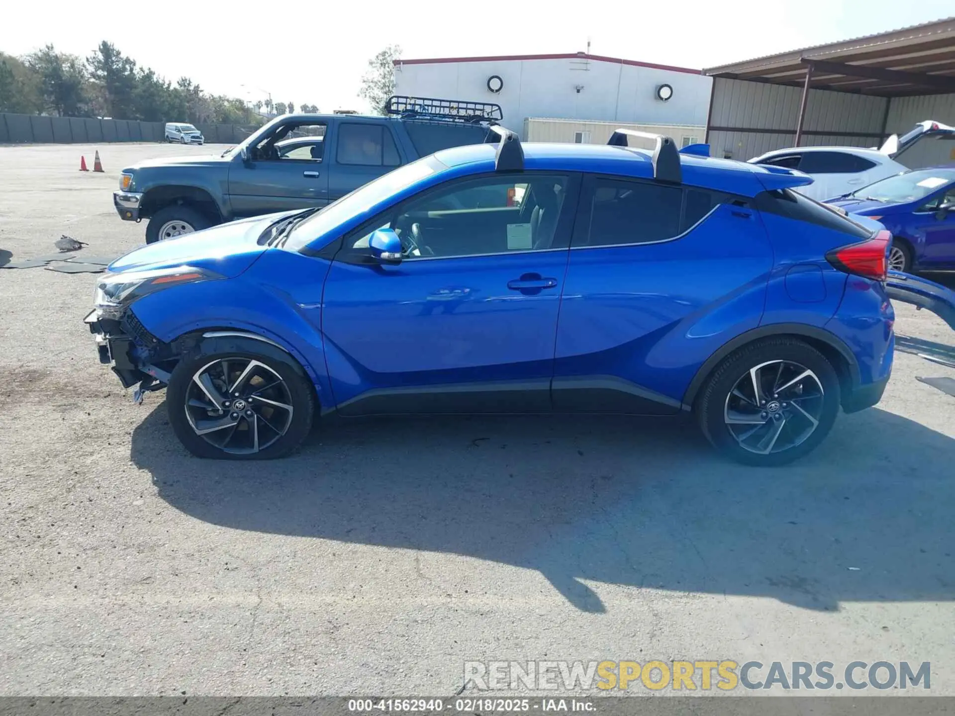 15 Photograph of a damaged car JTNKHMBX6L1082555 TOYOTA C-HR 2020