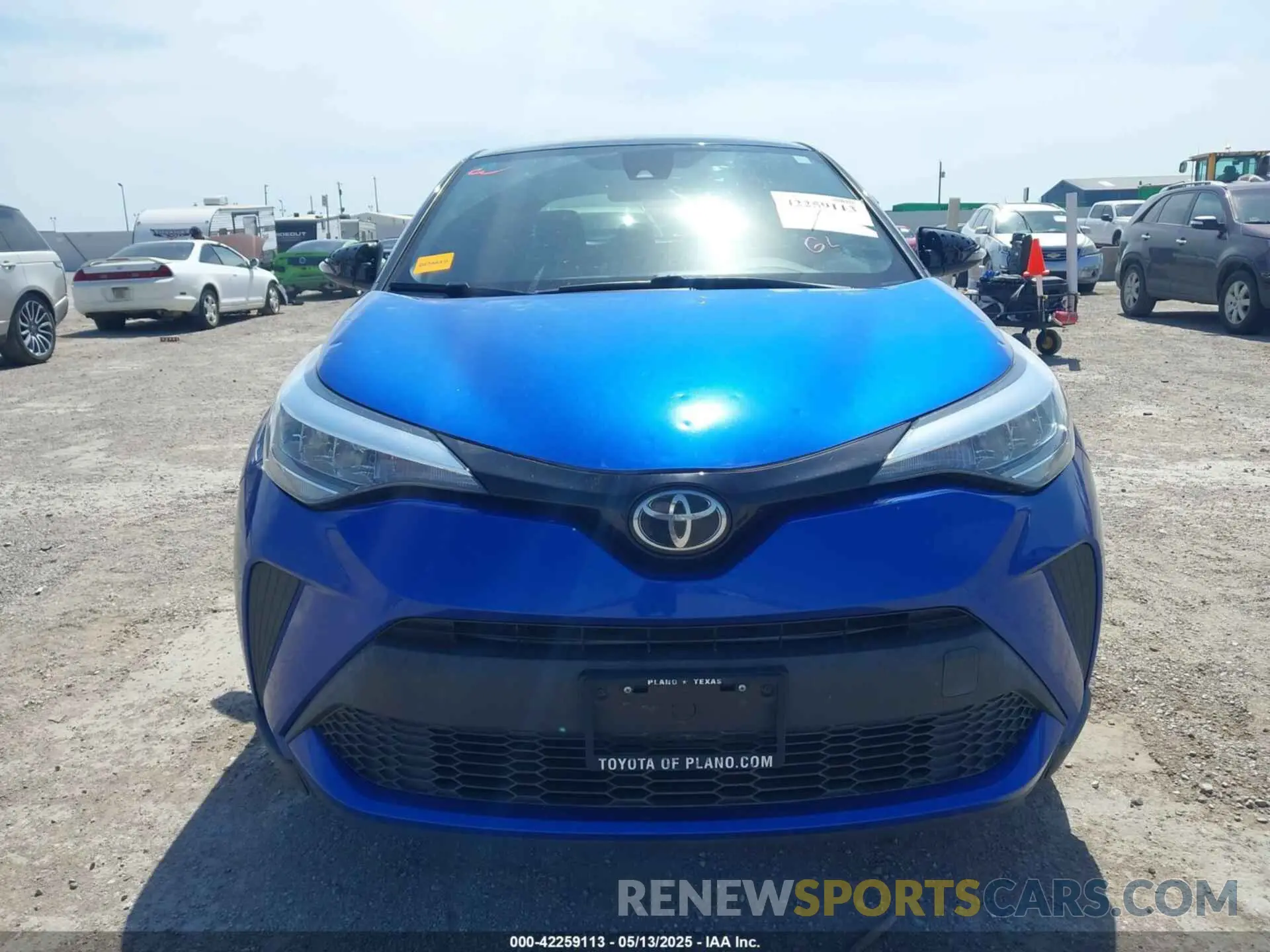 12 Фотография поврежденного автомобиля JTNKHMBX6L1087867 TOYOTA C-HR 2020
