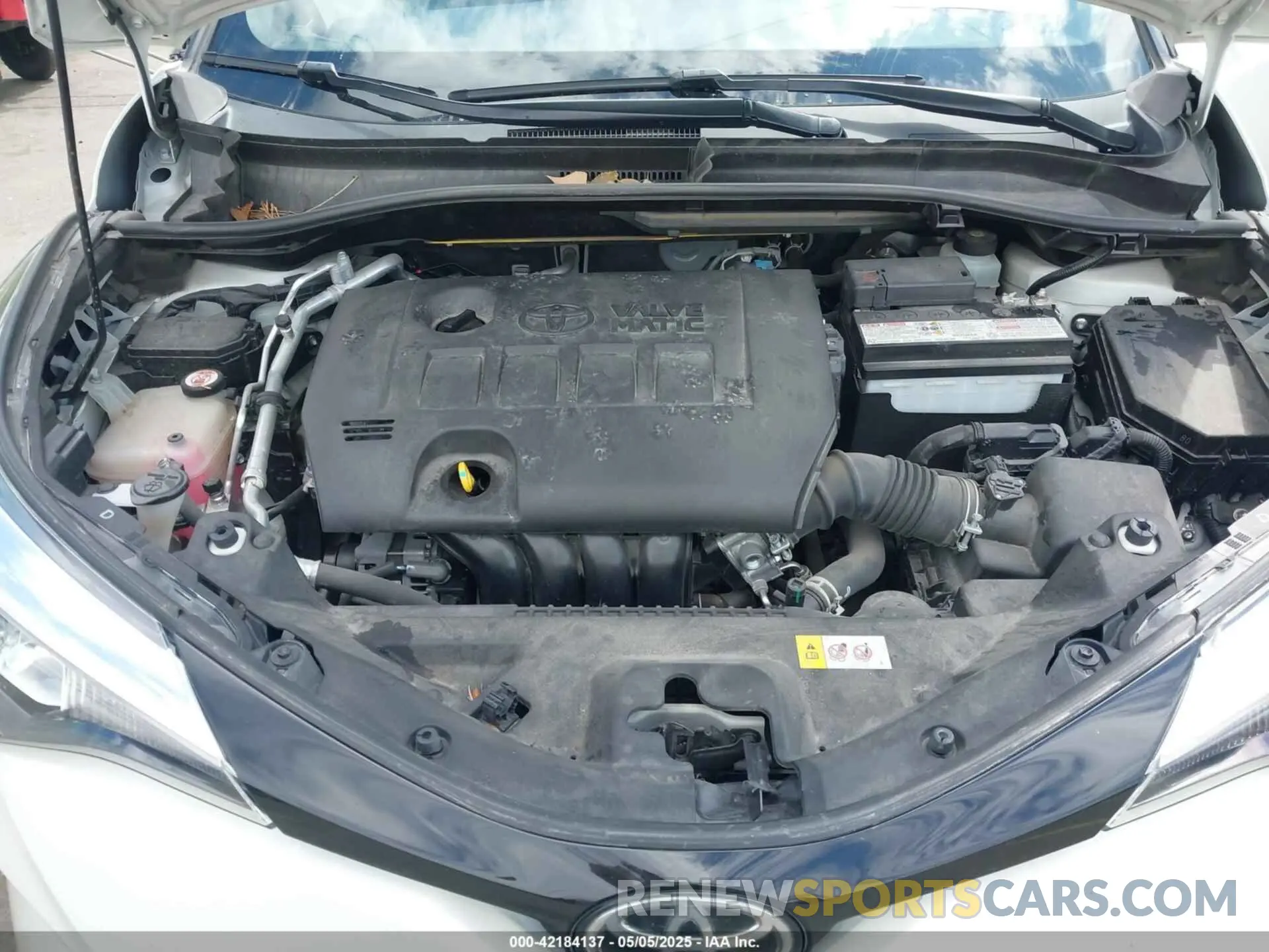 10 Photograph of a damaged car JTNKHMBX6L1090381 TOYOTA C-HR 2020