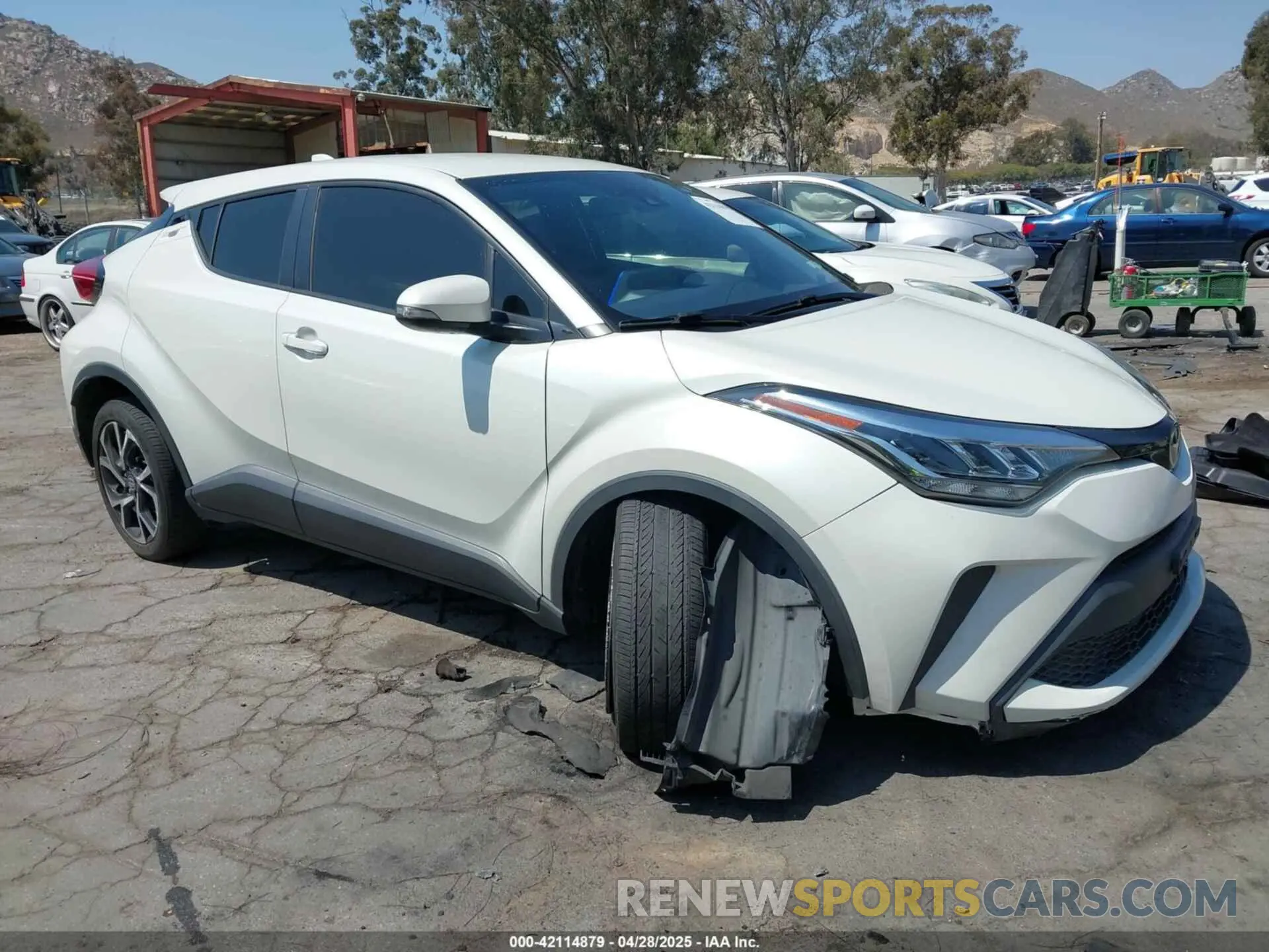 1 Фотография поврежденного автомобиля JTNKHMBX7L1065618 TOYOTA C-HR 2020