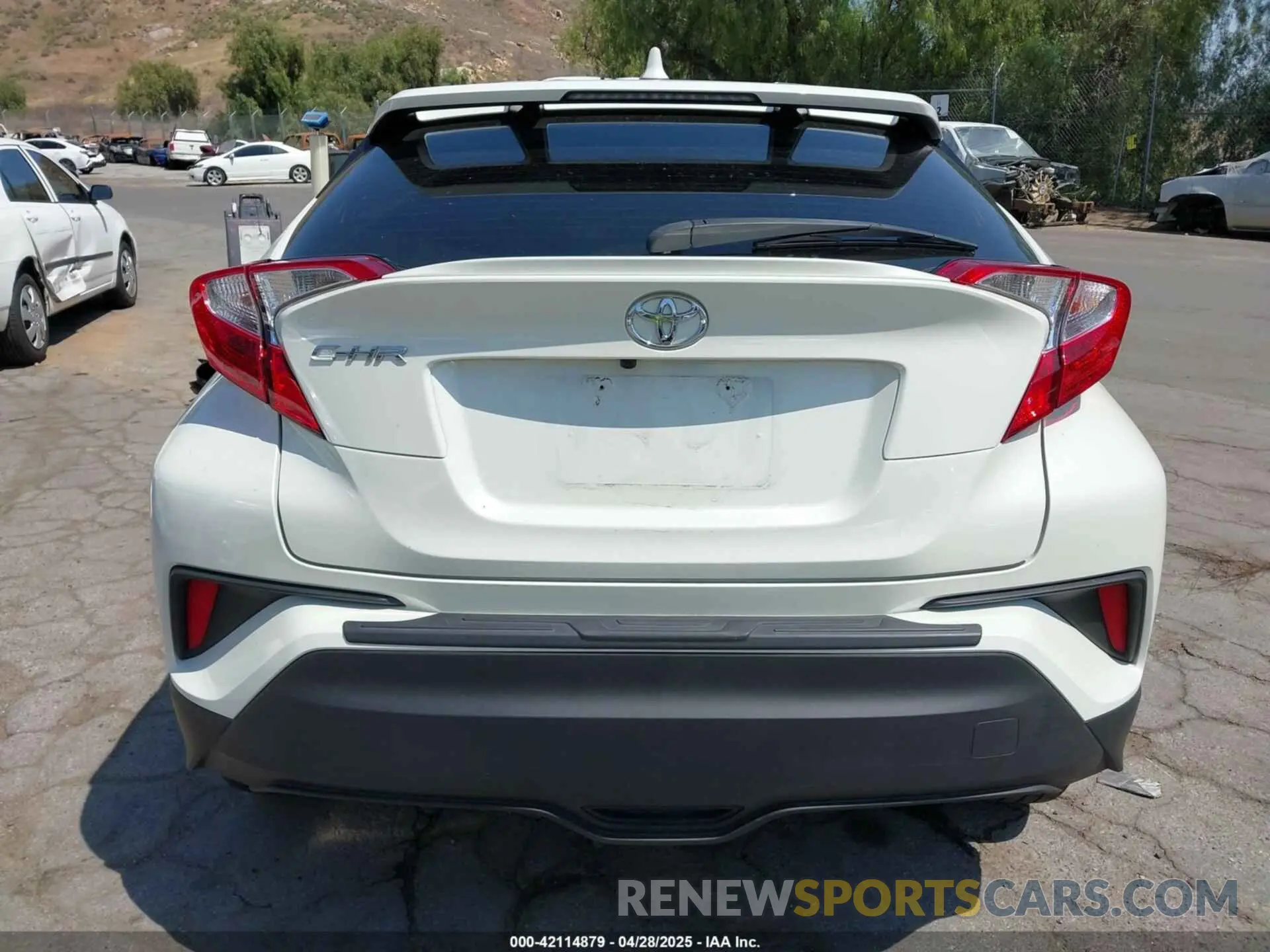 16 Фотография поврежденного автомобиля JTNKHMBX7L1065618 TOYOTA C-HR 2020