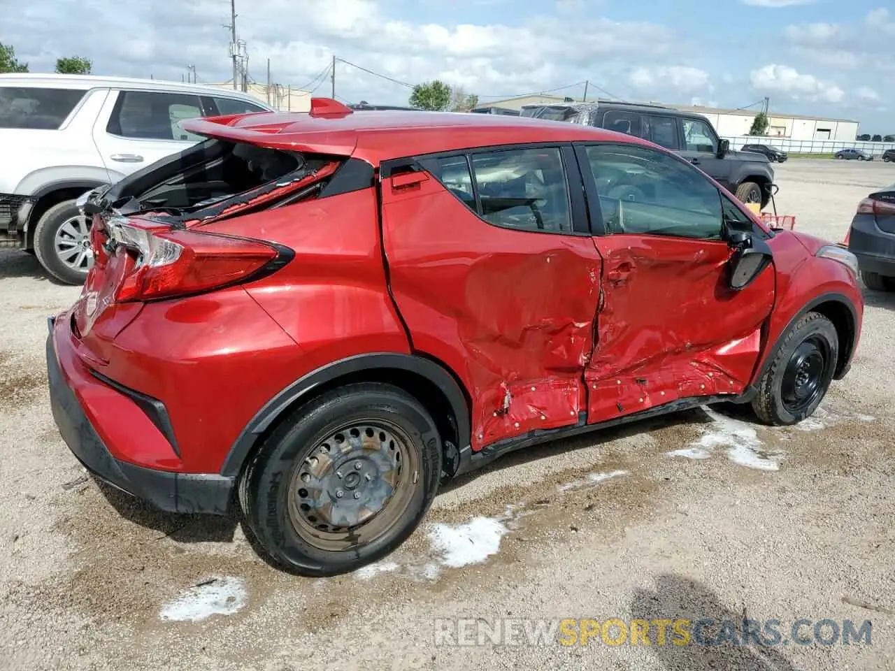 3 Photograph of a damaged car JTNKHMBX7L1070074 TOYOTA C-HR 2020