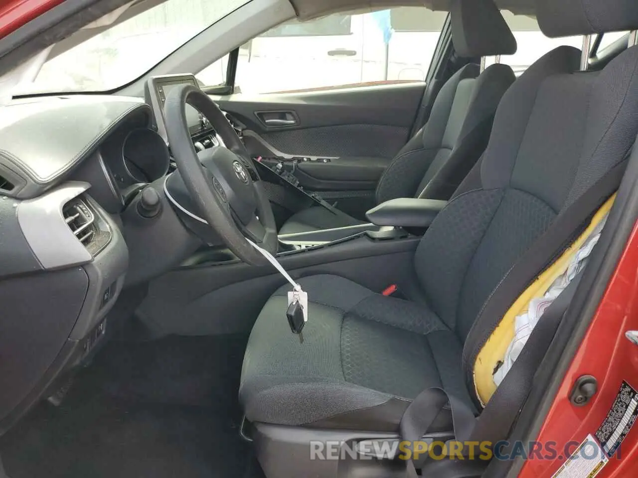 7 Photograph of a damaged car JTNKHMBX7L1070074 TOYOTA C-HR 2020