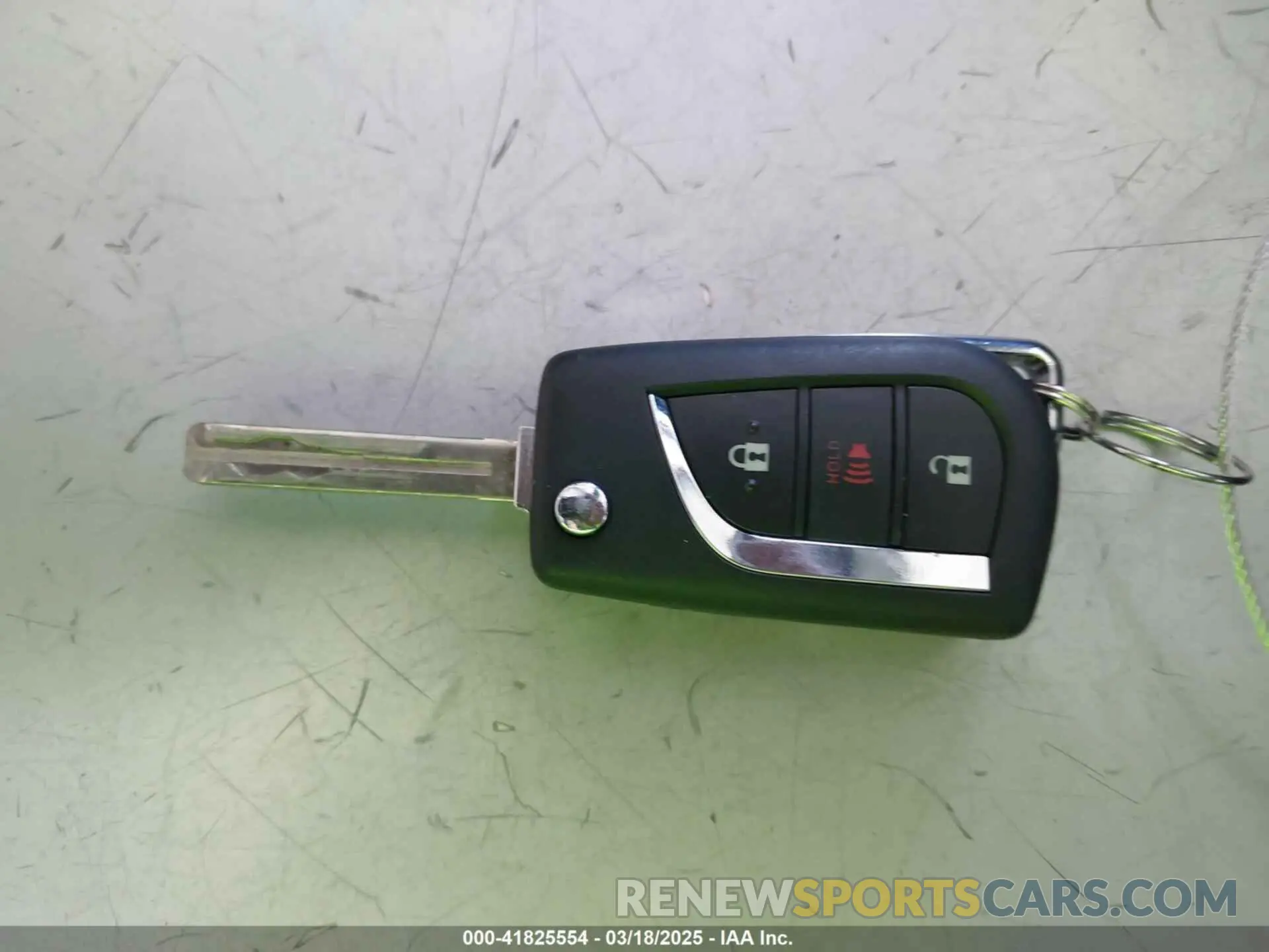 11 Фотография поврежденного автомобиля JTNKHMBX8L1068088 TOYOTA C-HR 2020