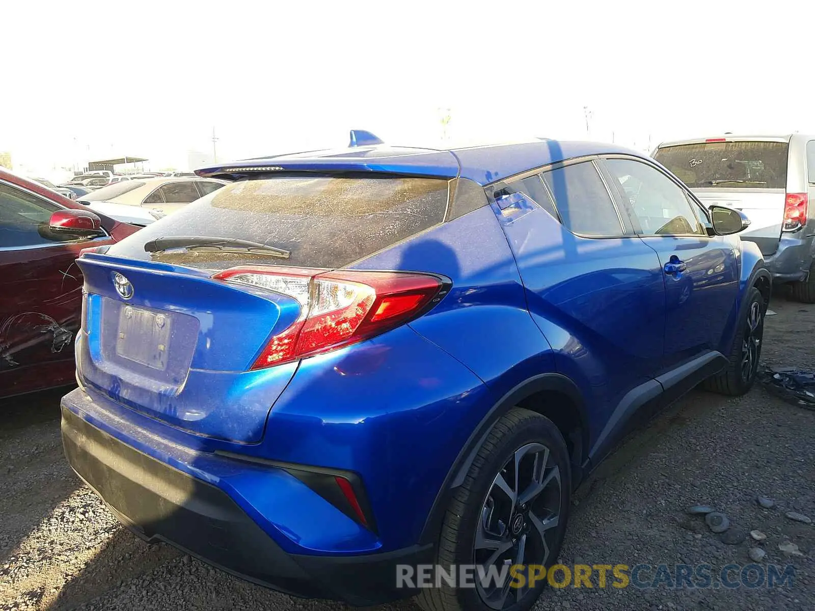 4 Photograph of a damaged car JTNKHMBX8L1069595 TOYOTA C-HR 2020