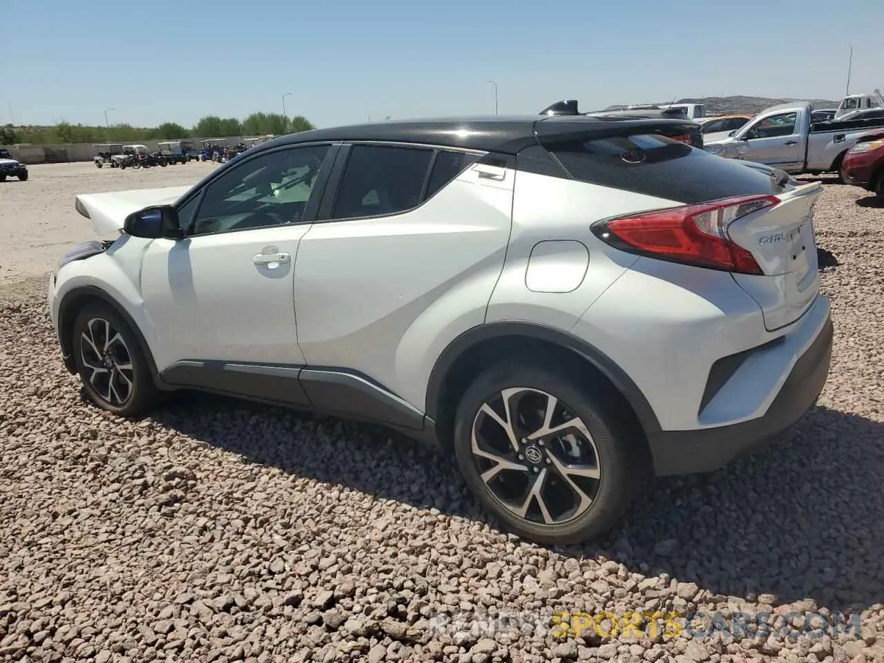 2 Photograph of a damaged car JTNKHMBX8L1072898 TOYOTA C-HR 2020