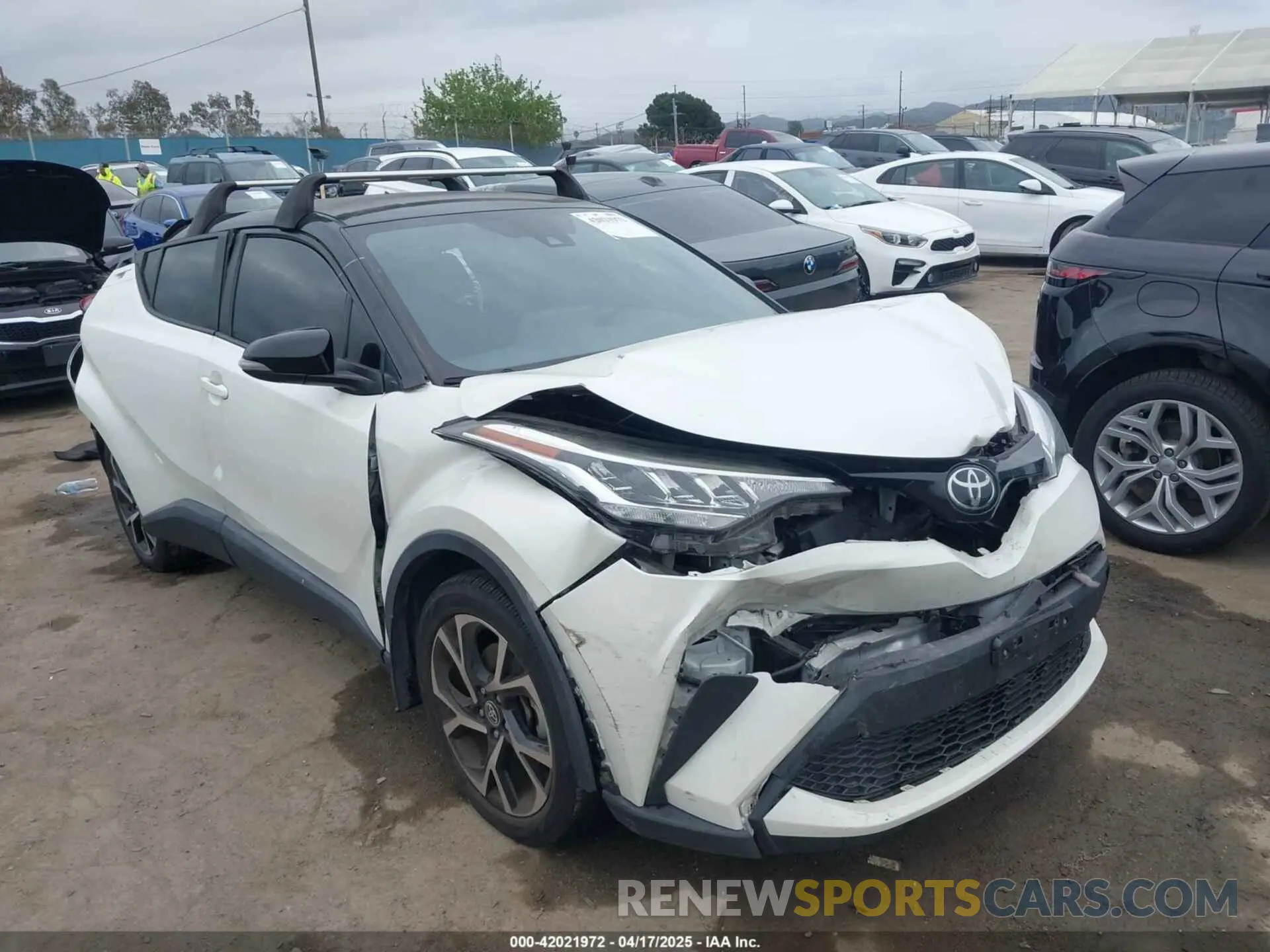 1 Фотография поврежденного автомобиля JTNKHMBX9L1092934 TOYOTA C-HR 2020